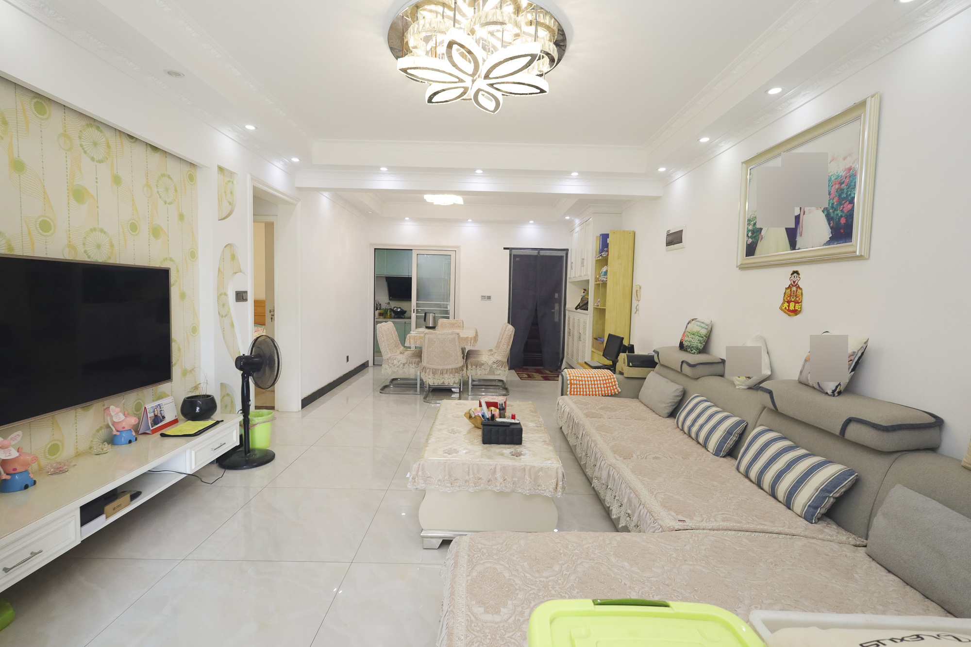 金富北城 2室2厅1卫 49.9万 金富北城 2室2厅1卫 49.9万客厅