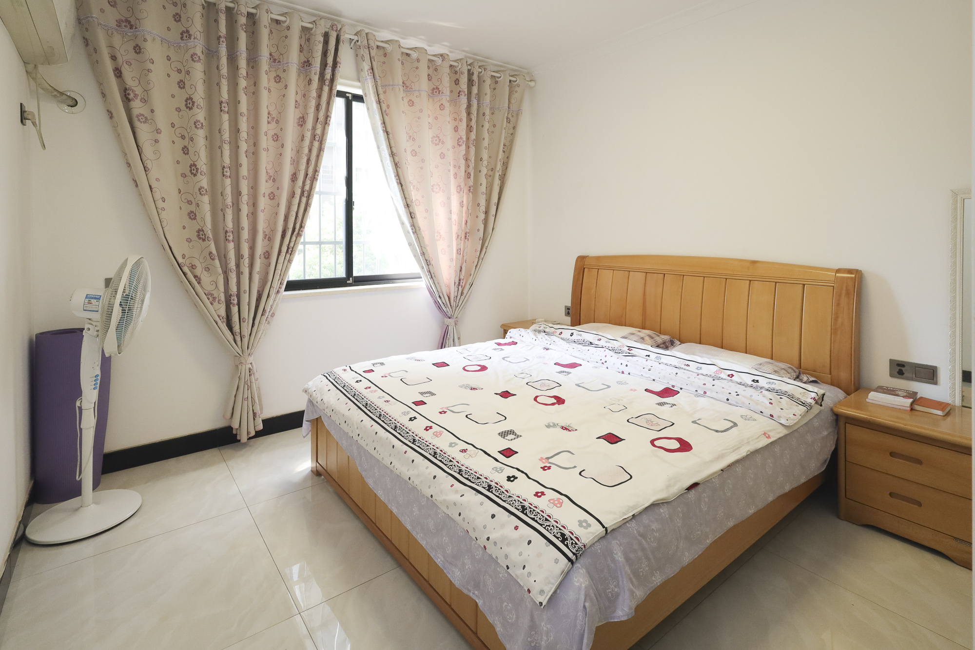 金富北城 2室2厅1卫 49.9万 金富北城 2室2厅1卫 49.9万卧室