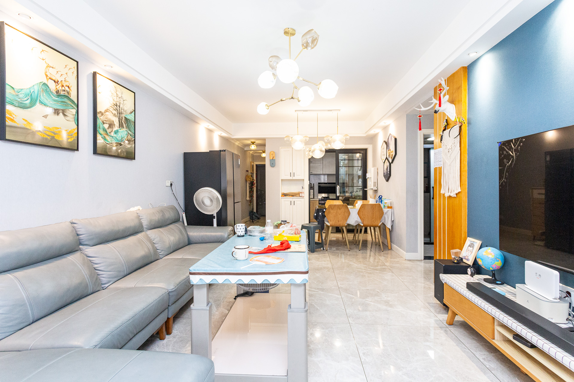 金湘苑(星澜之悦) 4室2厅2卫 102.5万 金湘苑(星澜之悦) 4室2厅2卫 102.5万客厅