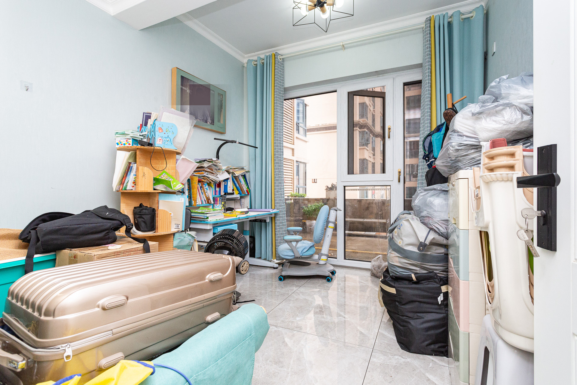 金湘苑(星澜之悦) 4室2厅2卫 102.5万 金湘苑(星澜之悦) 4室2厅2卫 102.5万卧室