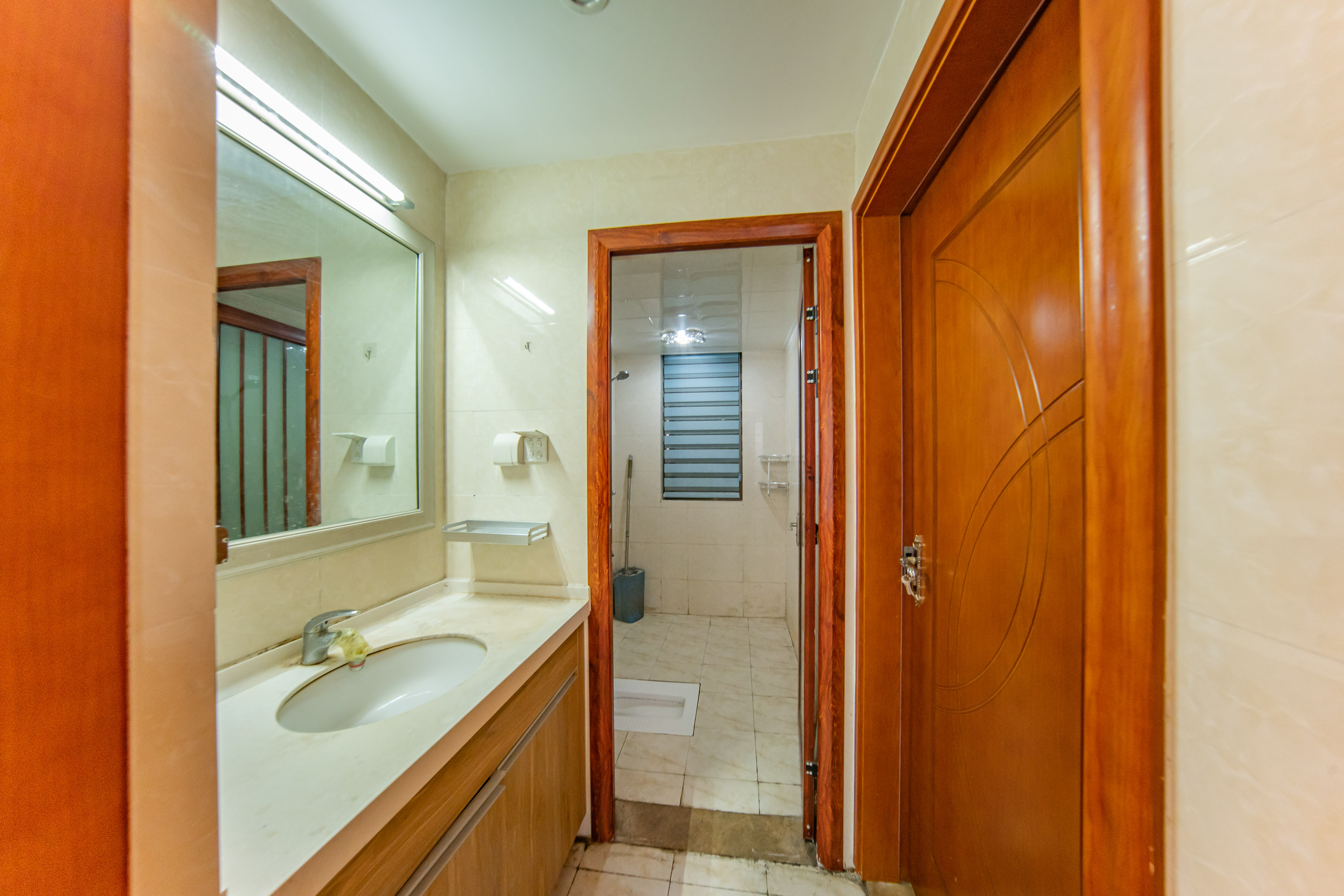 江山帝景哈佛 3室2厅1卫 92.0万 江山帝景哈佛 3室2厅1卫 92.0万卫生间