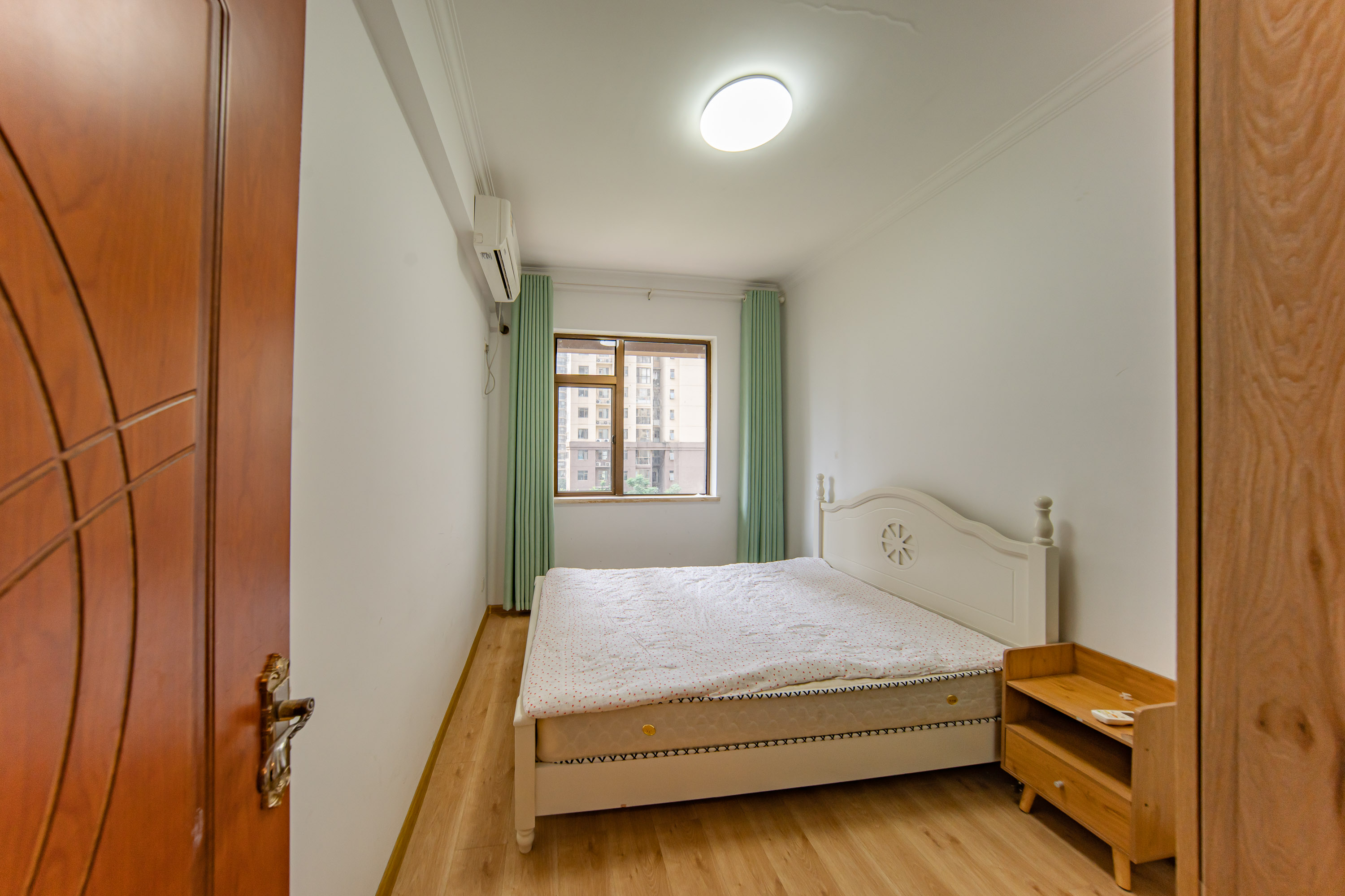 江山帝景哈佛 3室2厅1卫 92.0万 江山帝景哈佛 3室2厅1卫 92.0万卧室