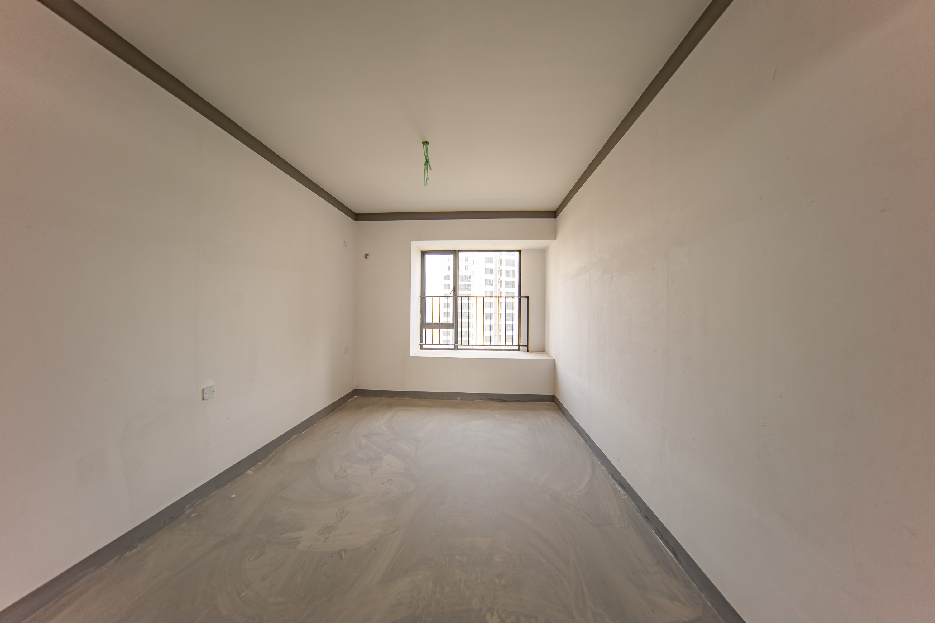 建投象山国际  4室2厅2卫   188.00万卧室