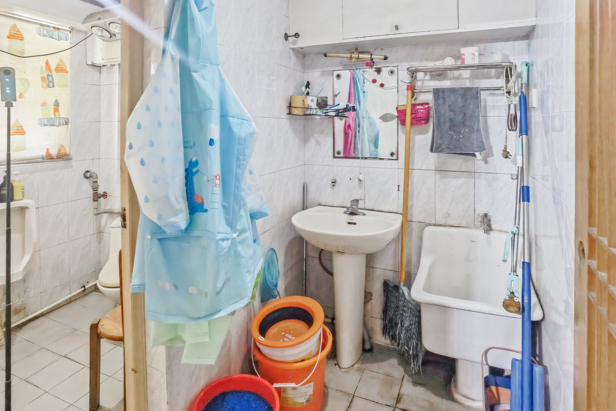 英才园一片  4室2厅1卫    109.0万 英才园一片  4室2厅1卫    109.0万卫生间