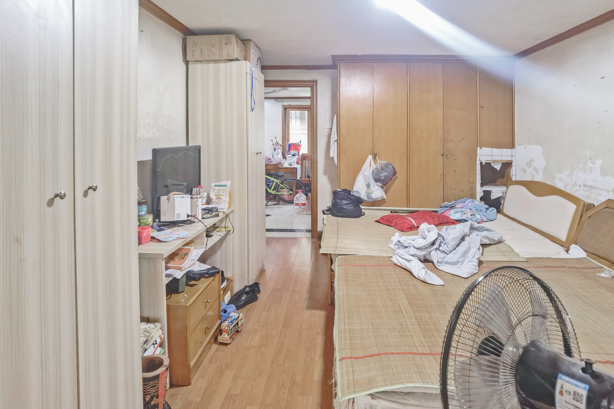 英才园一片  4室2厅1卫    109.0万 英才园一片  4室2厅1卫    109.0万卧室