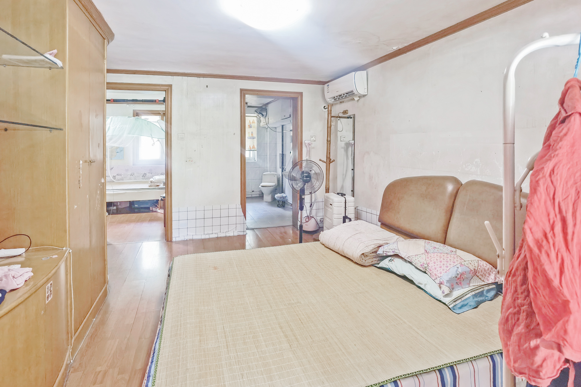 英才园一片  4室2厅1卫    109.0万 英才园一片  4室2厅1卫    109.0万卧室