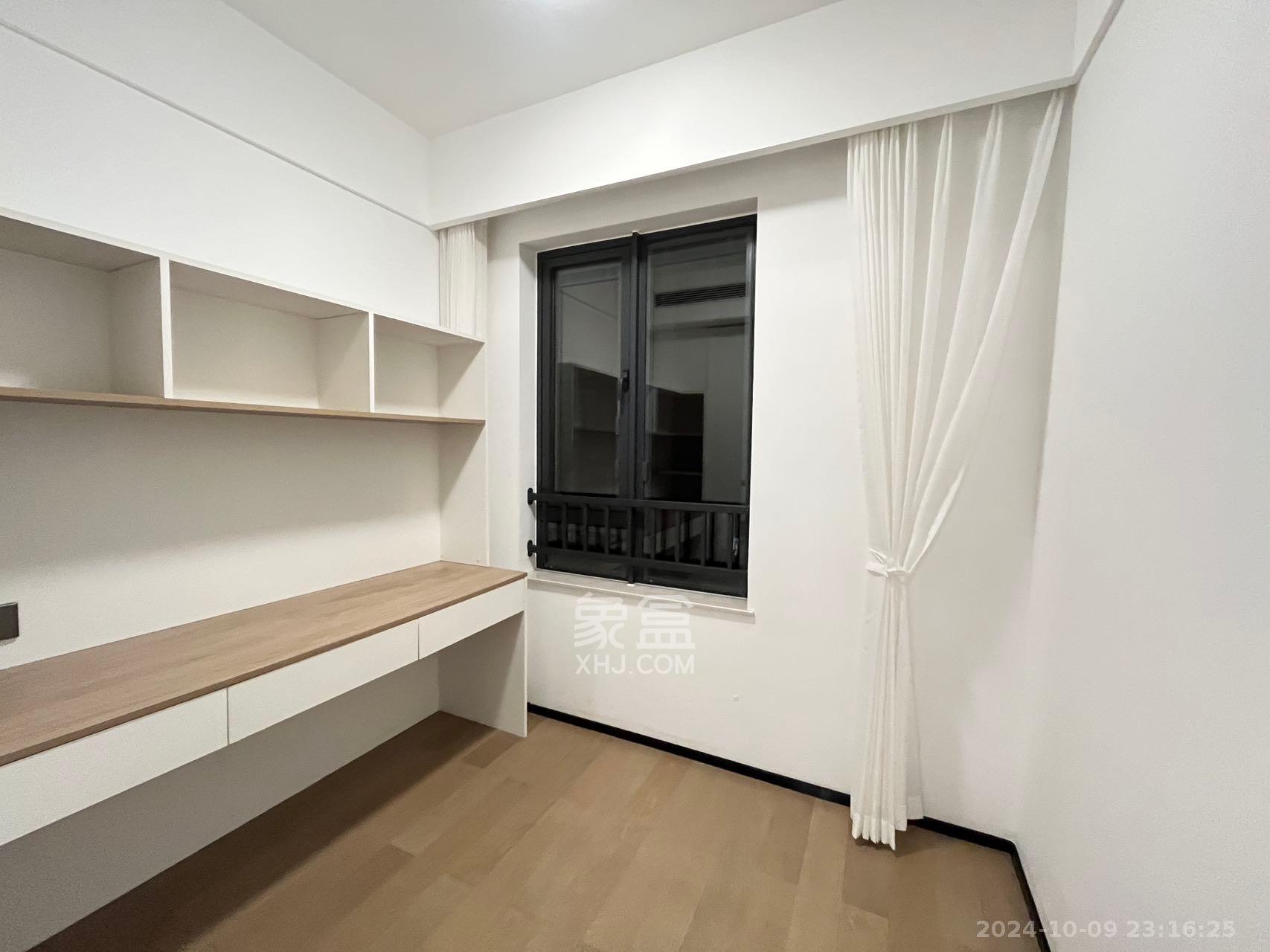和景家园  2室2厅1卫   2500.00元/月室内图