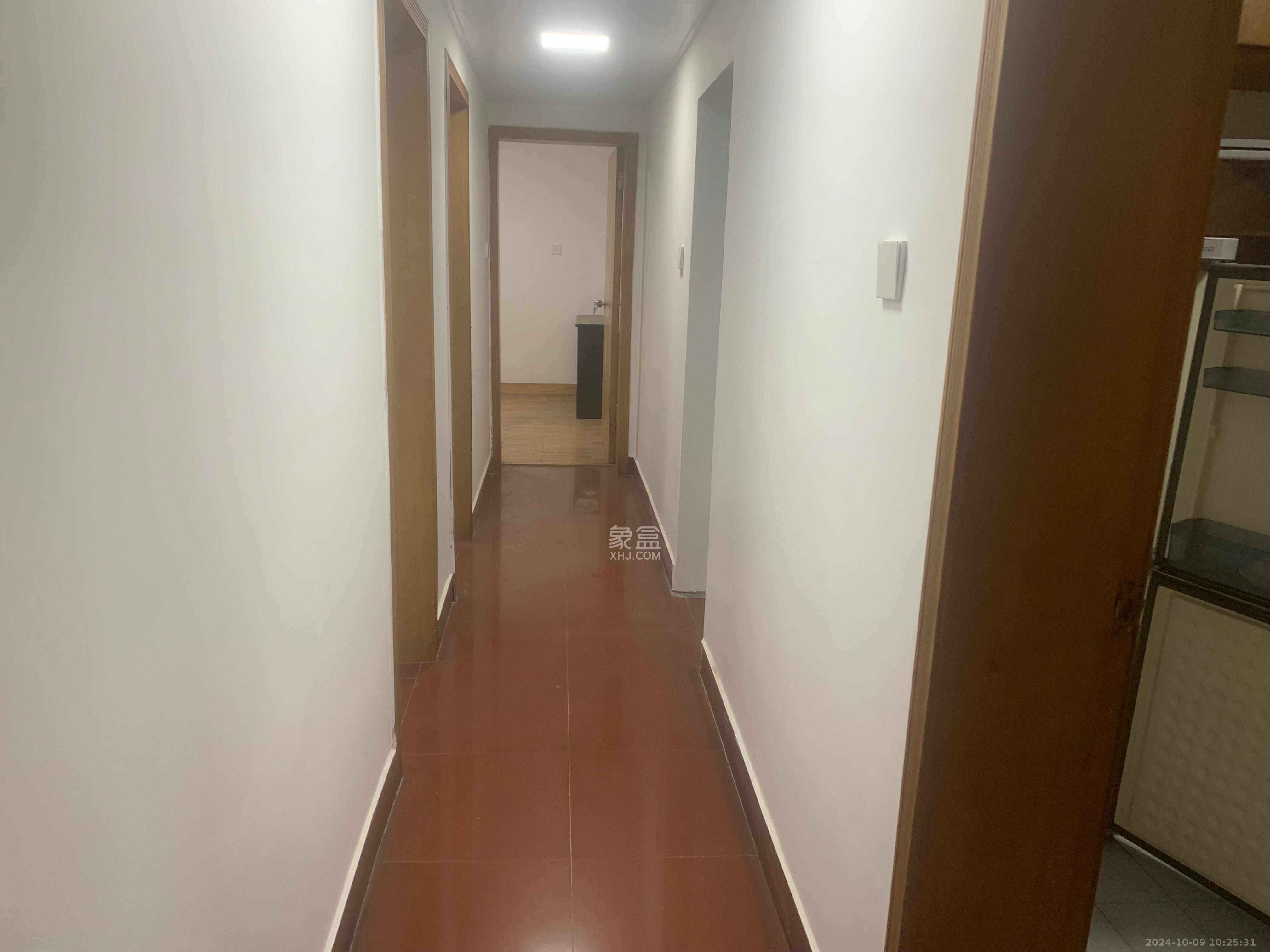 赤岗冲住宅楼（三合公寓）  3室2厅1卫   1600.00元/月室内图