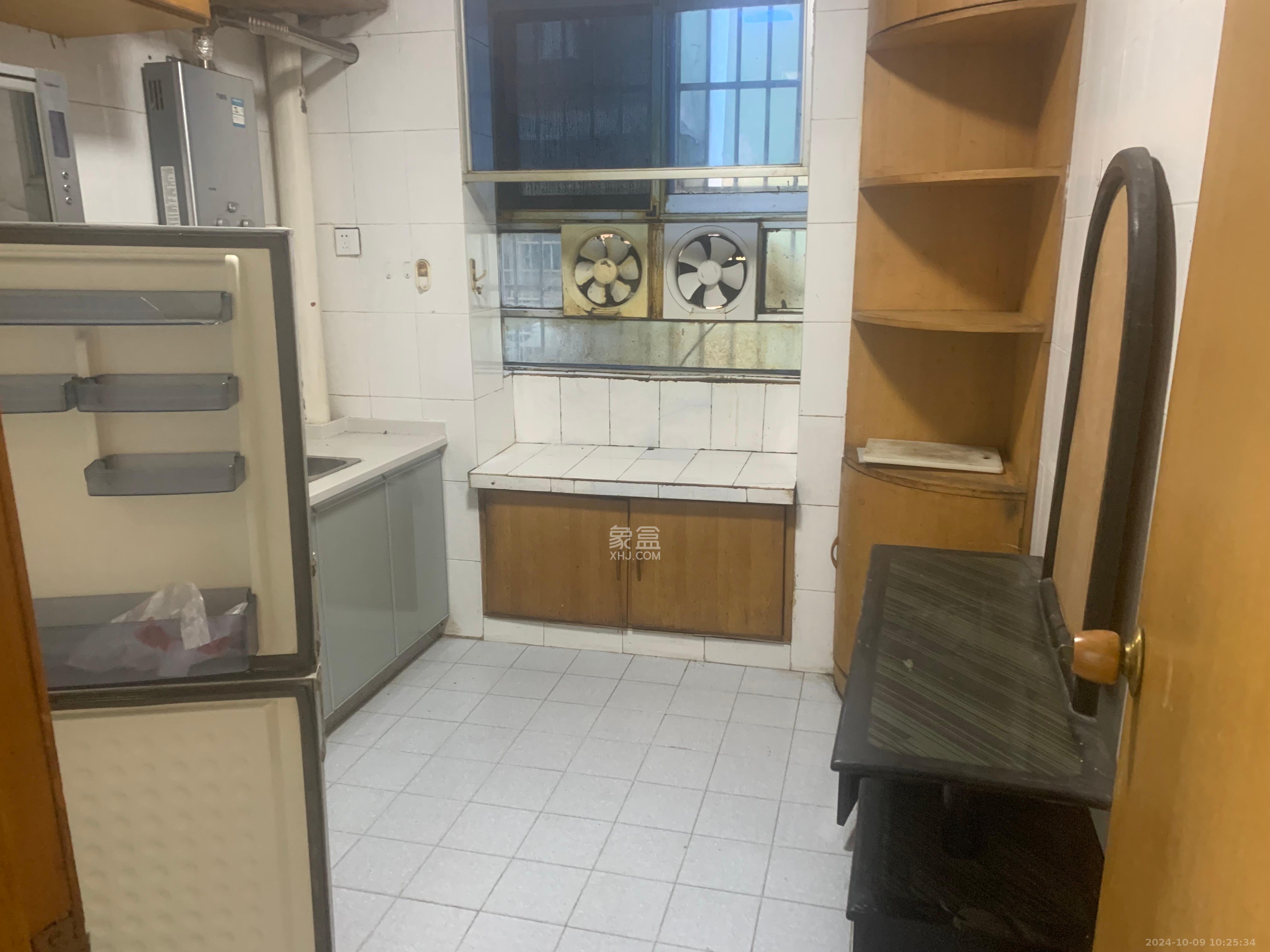 赤岗冲住宅楼（三合公寓）  3室2厅1卫   1600.00元/月室内图