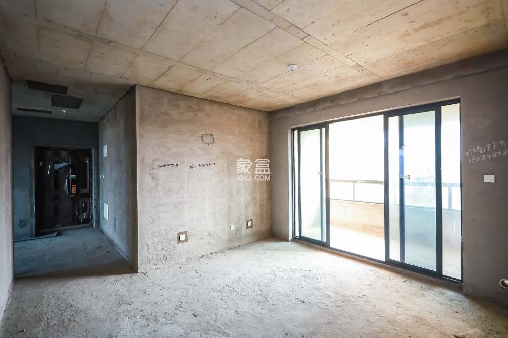 長房云時代  3室2廳2衛(wèi)   98.00萬