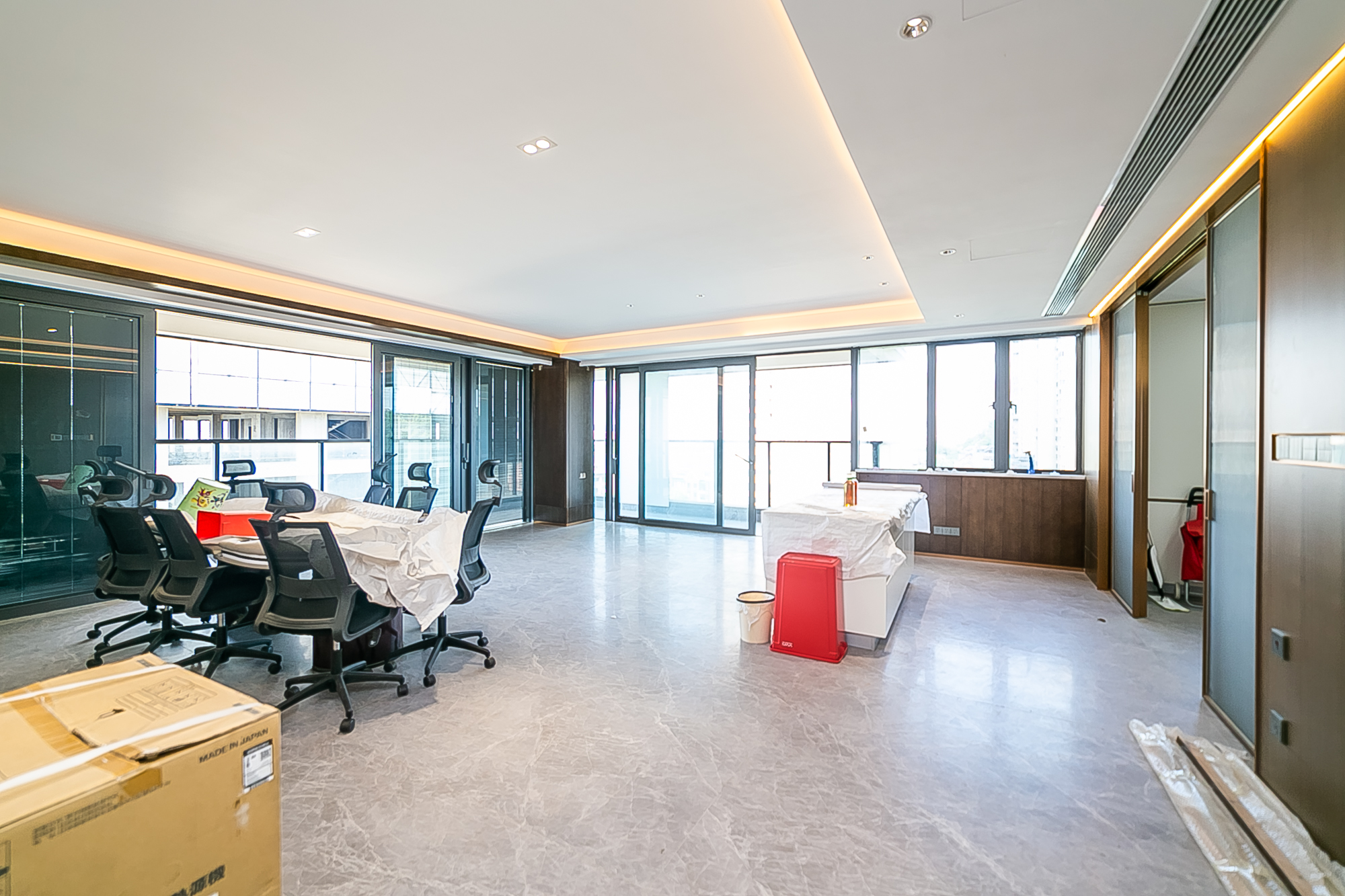 万科紫台  5室2厅4卫   590.00万