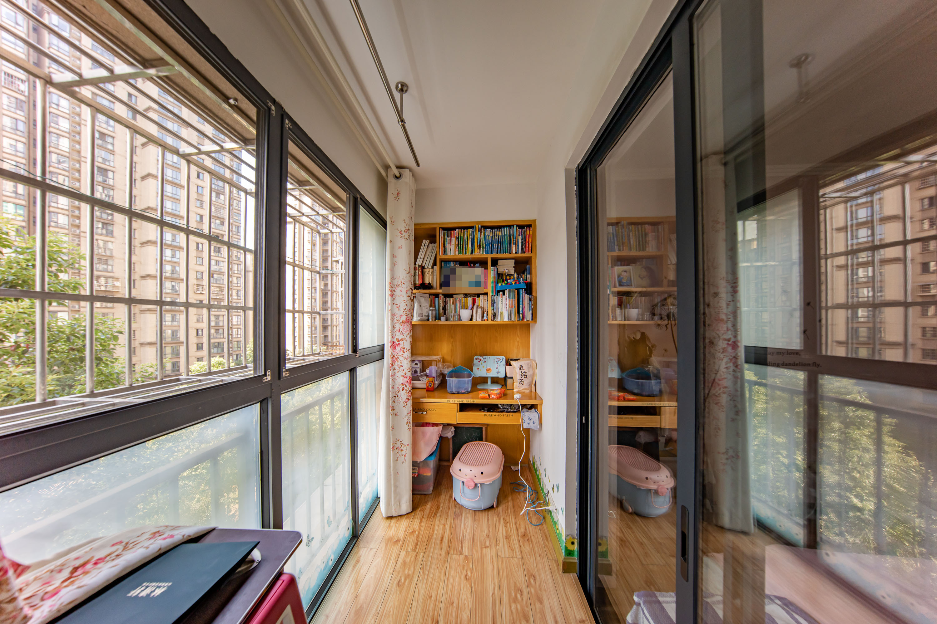 中建麓山和苑  3室2厅1卫   59.80万阳台