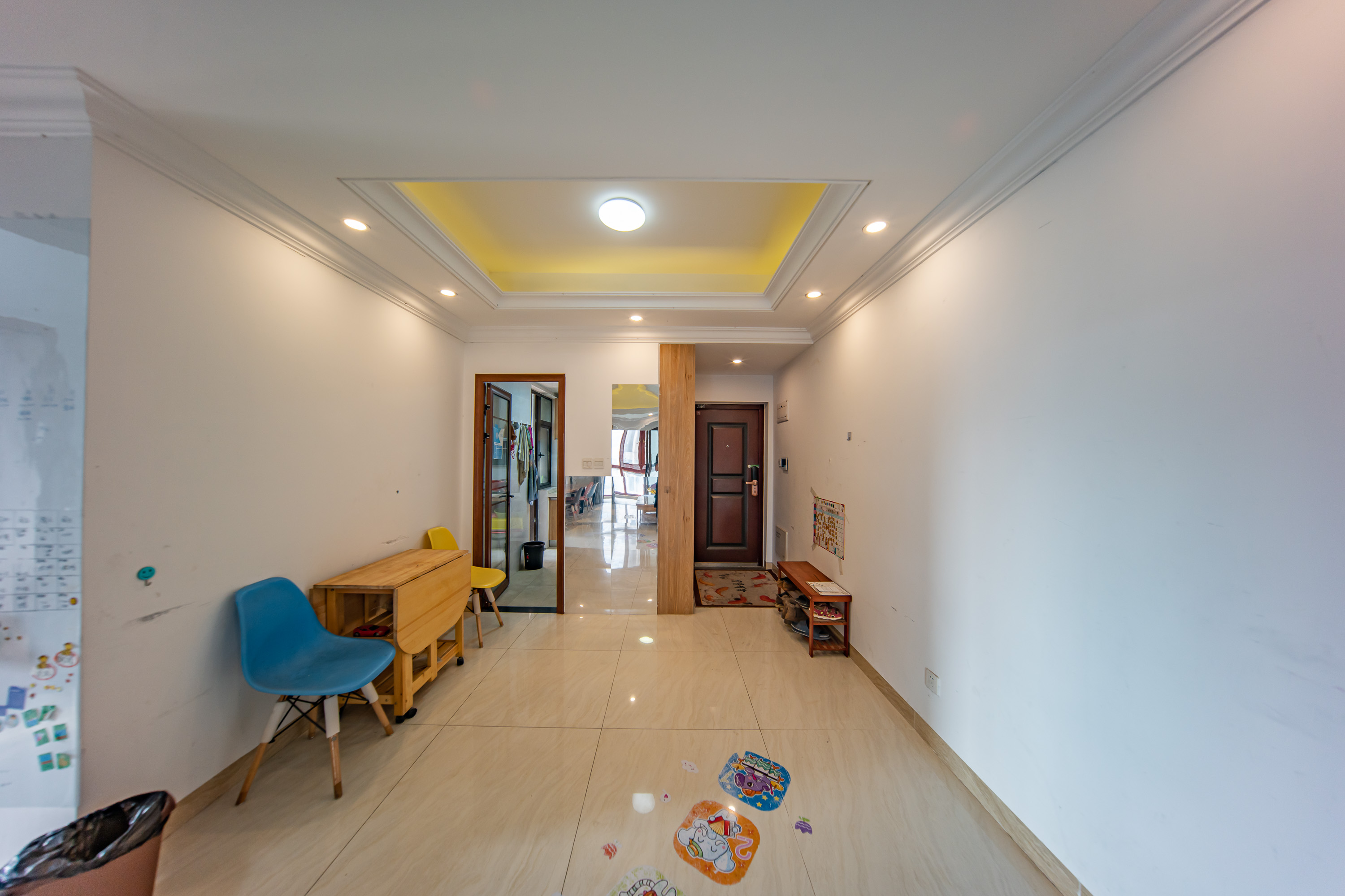 江山帝景哈佛 3室2厅1卫 80.0万 江山帝景哈佛 3室2厅1卫 80.0万客厅