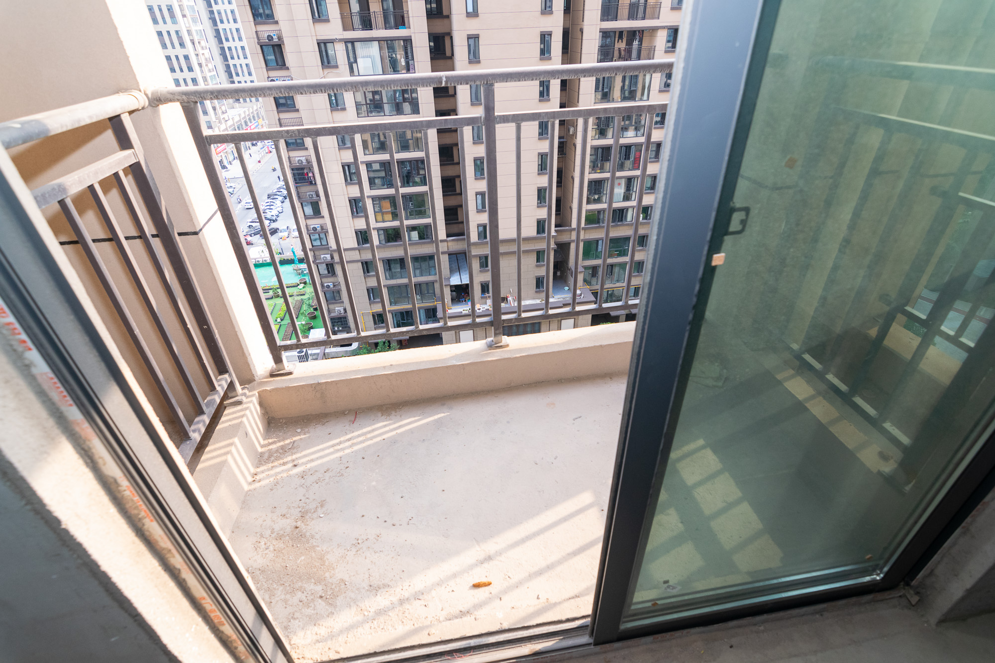 澳海望洲府  3室2厅2卫    52.0万 澳海望洲府  3室2厅2卫    52.0万阳台