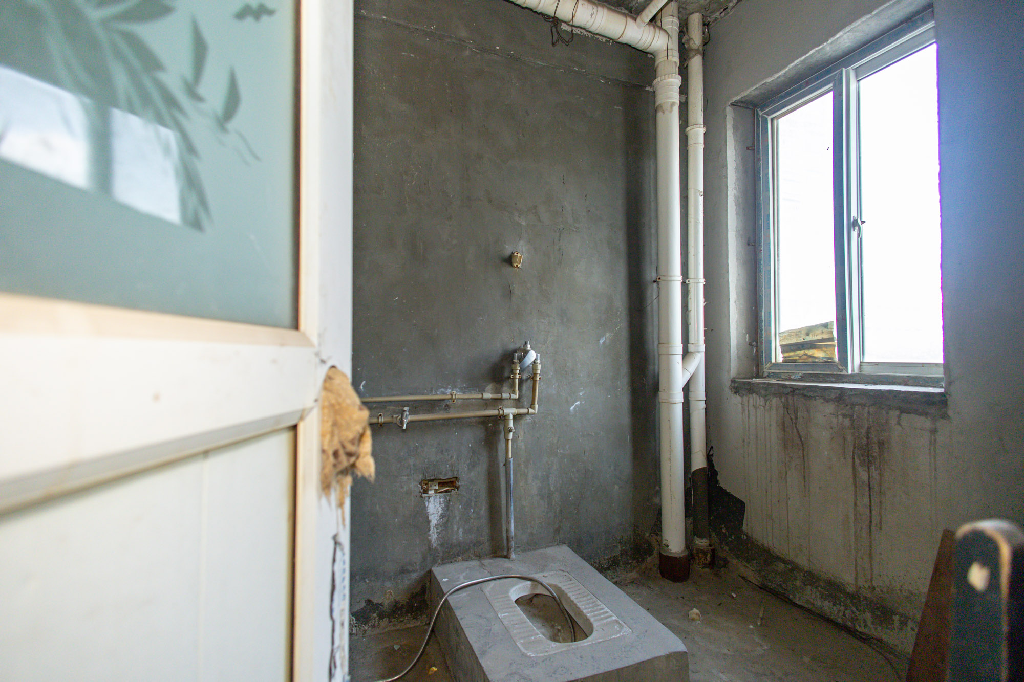 开源鑫苑 4室2厅1卫 107.0万 开源鑫苑 4室2厅1卫 107.0万卫生间