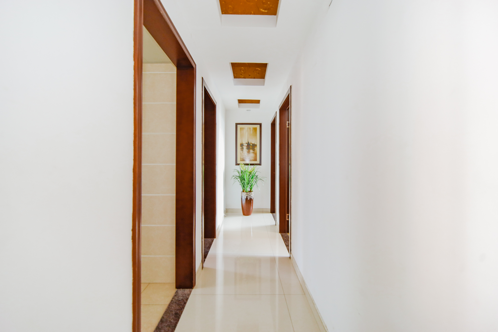 上海城小区 4室2厅2卫 120.0万 上海城小区 4室2厅2卫 120.0万其他