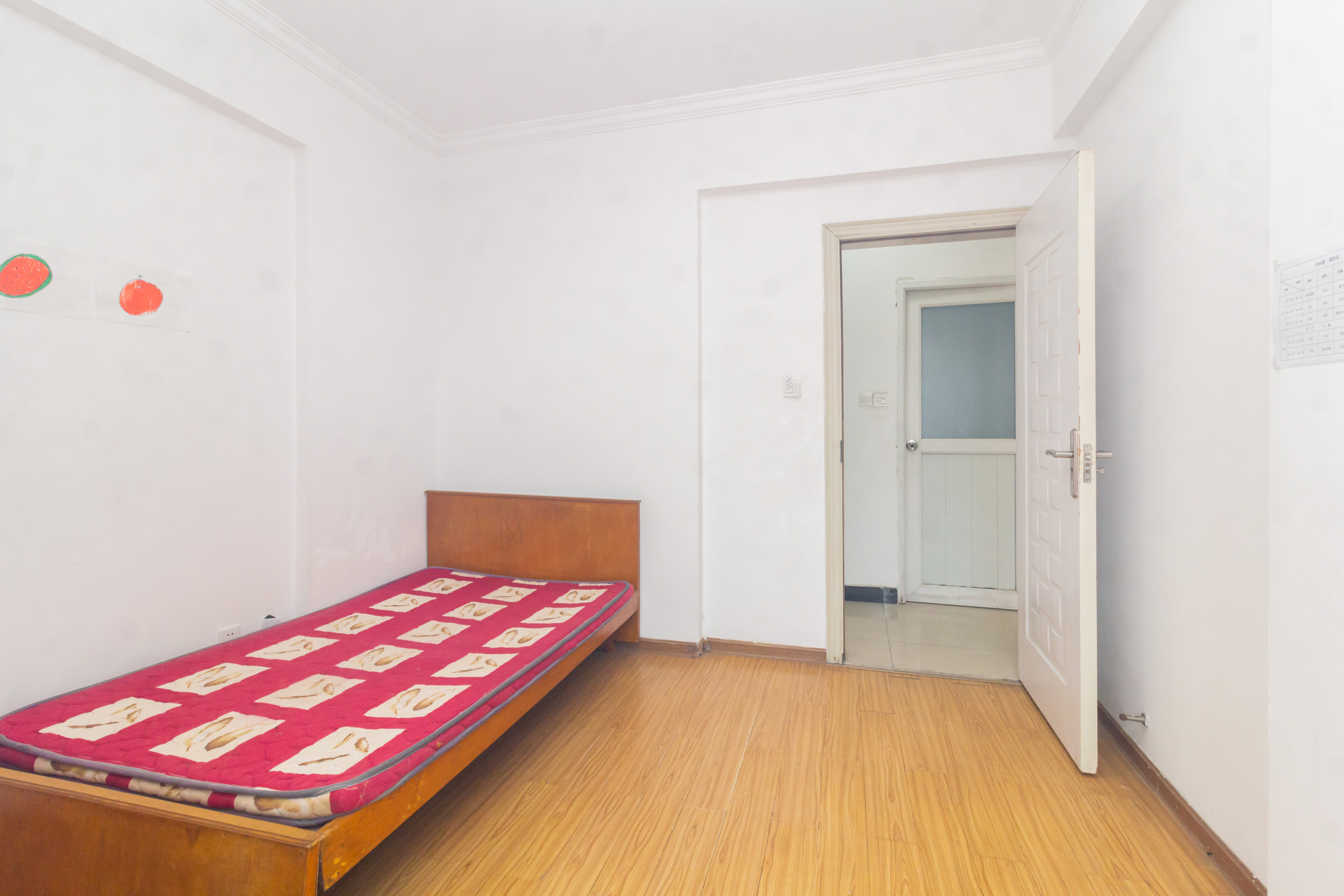 爵士湘 3室2厅2卫 62.8万 爵士湘 3室2厅2卫 62.8万卧室