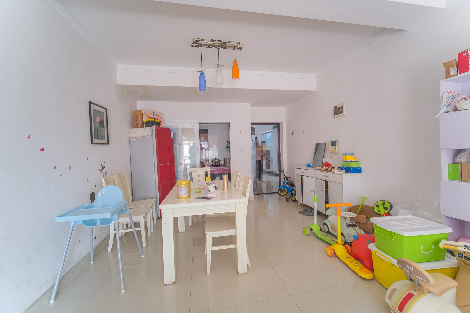 红树湾  2室2厅1卫    53.8万 红树湾  2室2厅1卫    53.8万客厅