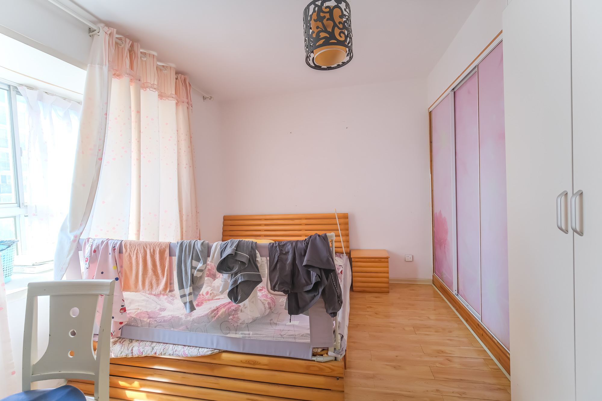 红树湾  2室2厅1卫    53.8万 红树湾  2室2厅1卫    53.8万卧室