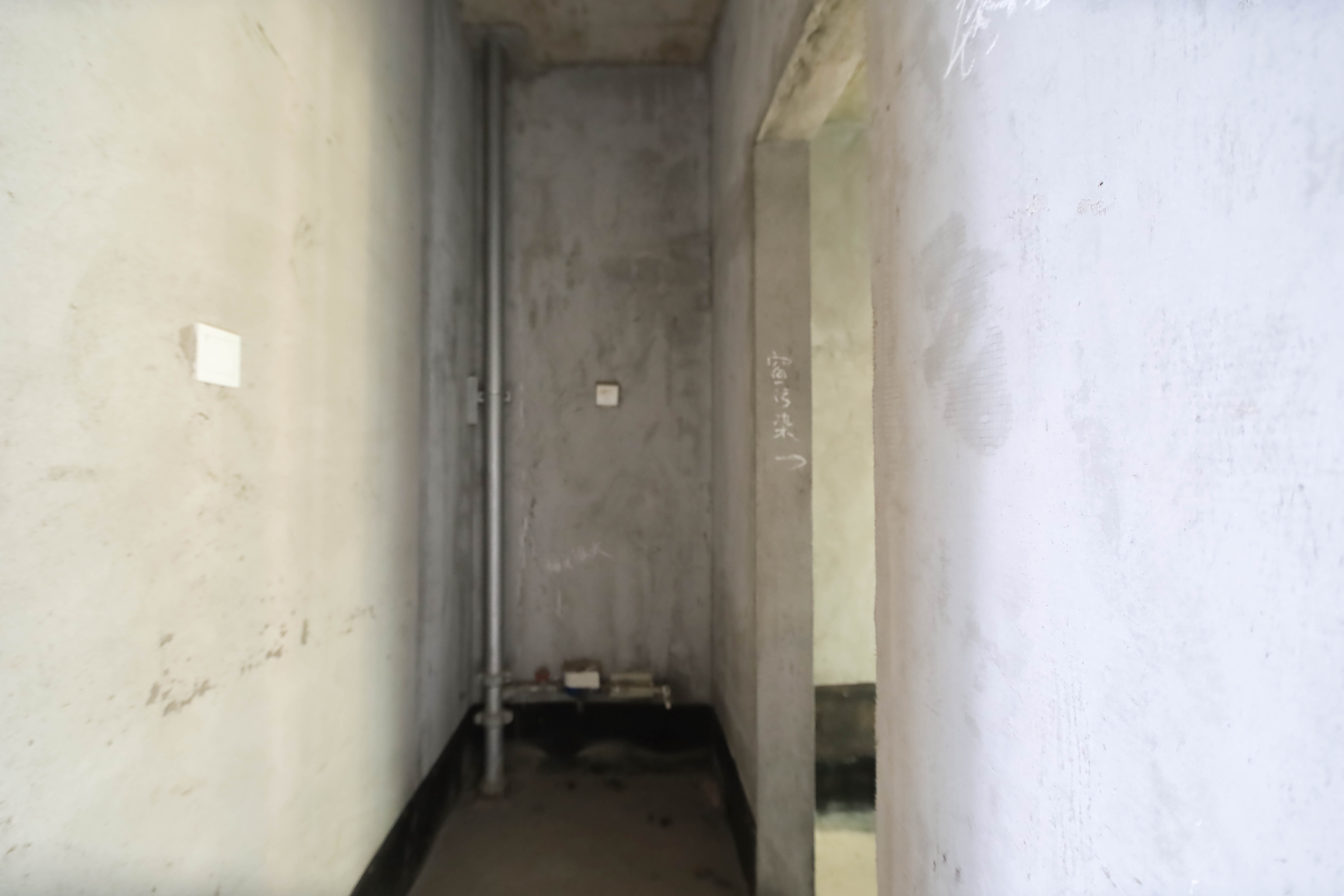 森林城 4室2厅2卫 128.0万 森林城 4室2厅2卫 128.0万卫生间