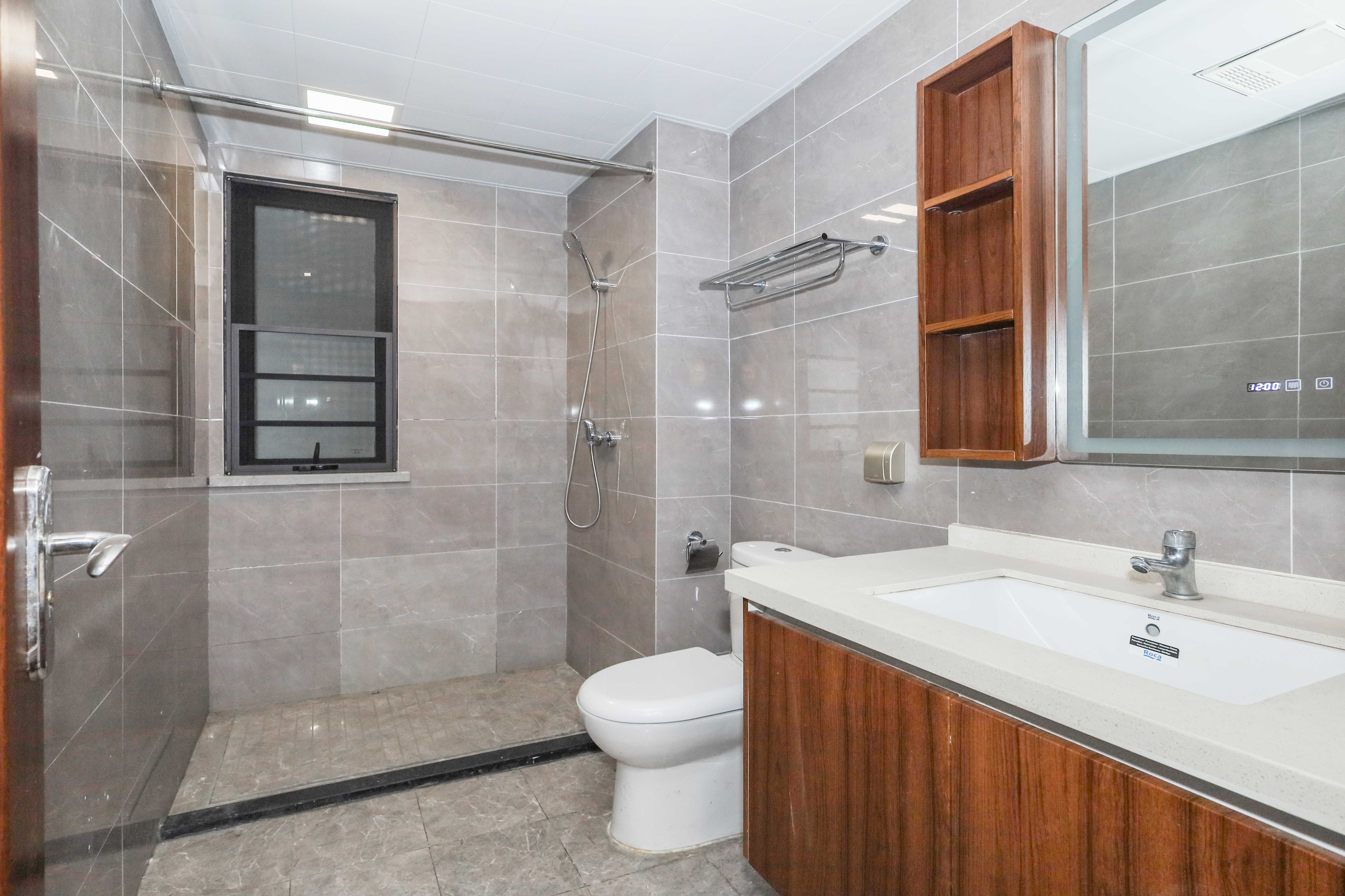 中梁云麓传奇  3室2厅2卫    103.0万卫生间