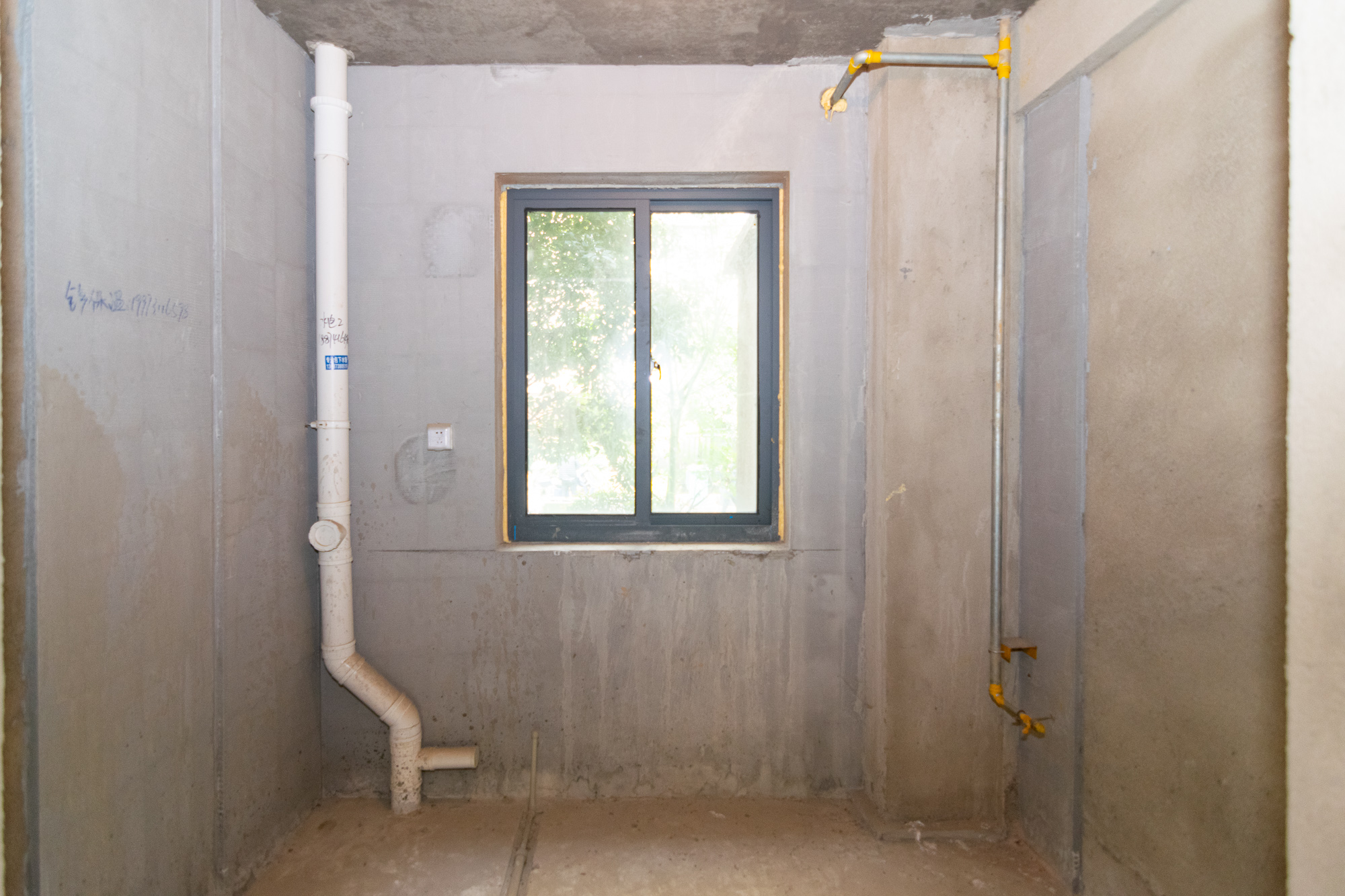 澳海澜庭  3室2厅2卫    110.0万 澳海澜庭  3室2厅2卫    110.0万厨房