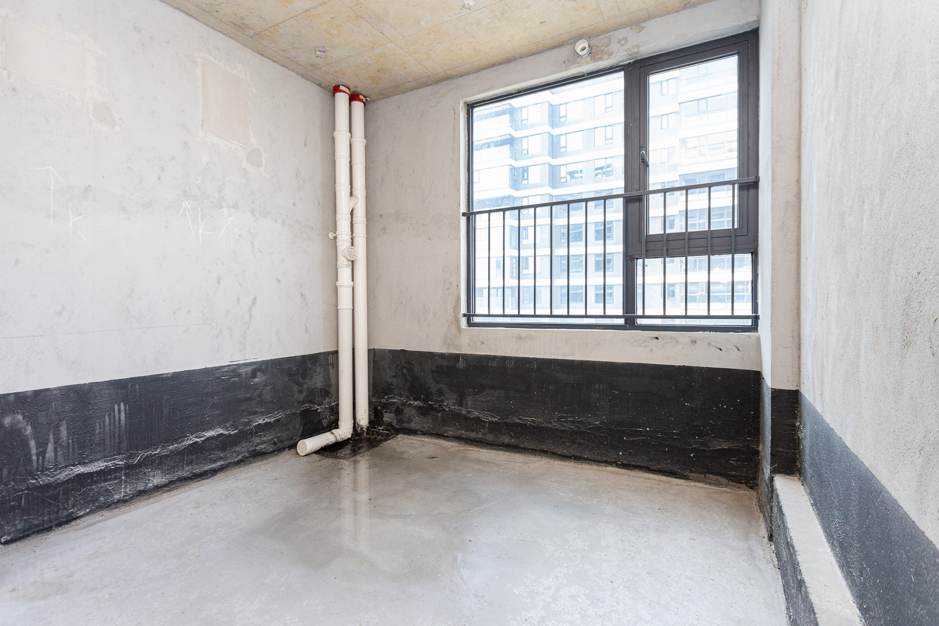 越秀湘江星汇城一期 4室2厅3卫 280.0万 越秀湘江星汇城一期 4室2厅3卫 280.0万卫生间