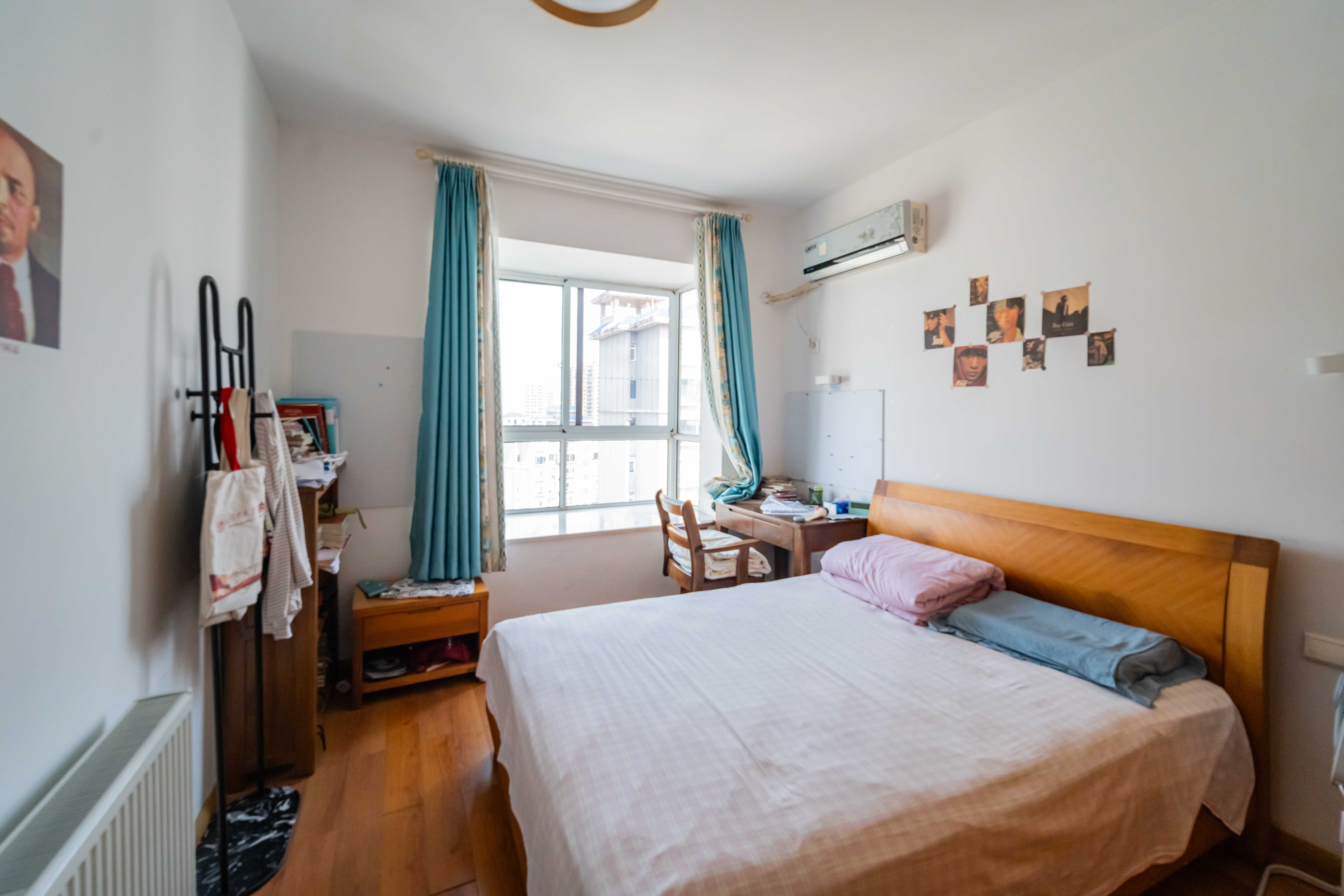 雅致名园  3室2厅2卫    255.8万 雅致名园  3室2厅2卫    255.8万卧室