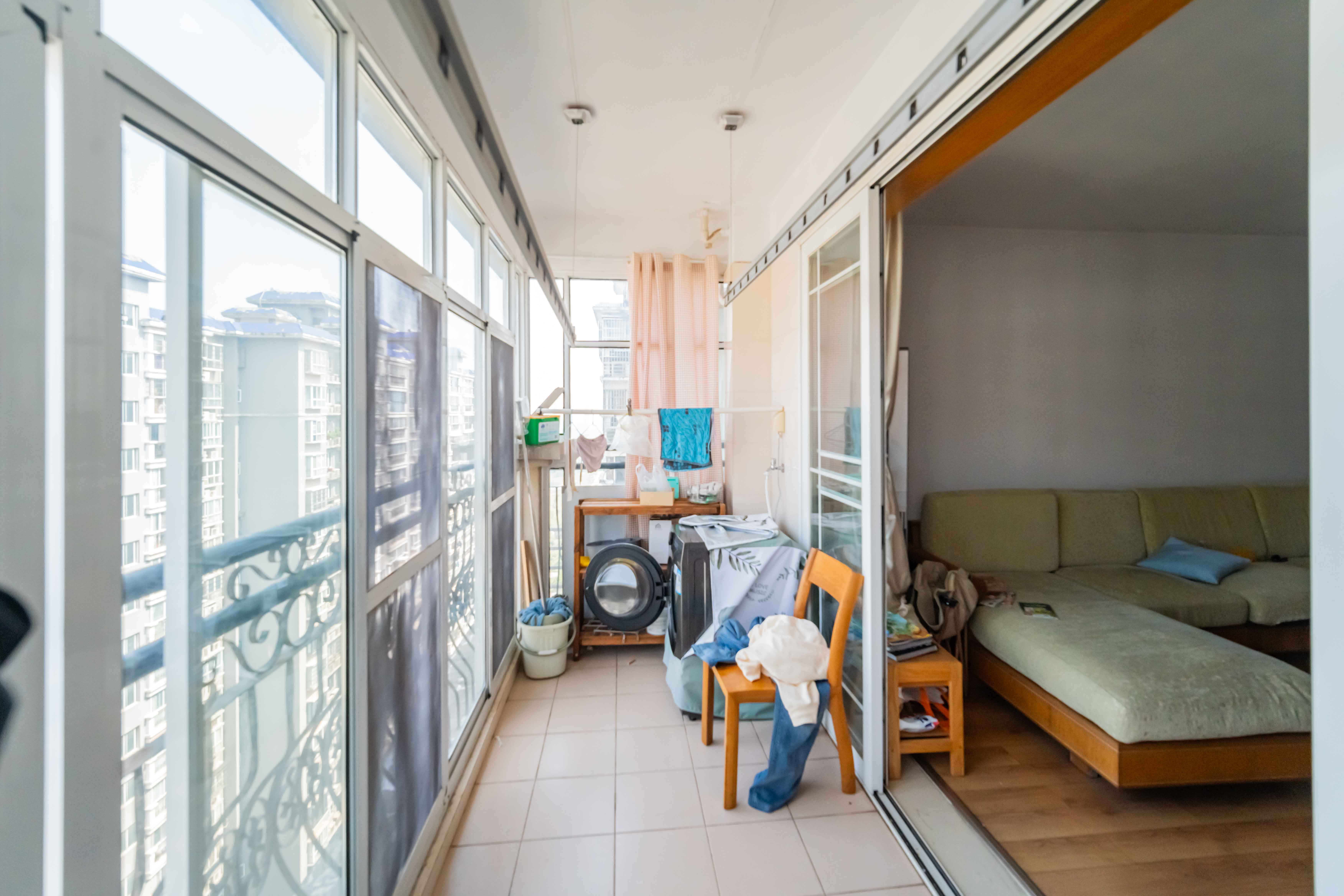 雅致名园  3室2厅2卫    255.8万 雅致名园  3室2厅2卫    255.8万阳台