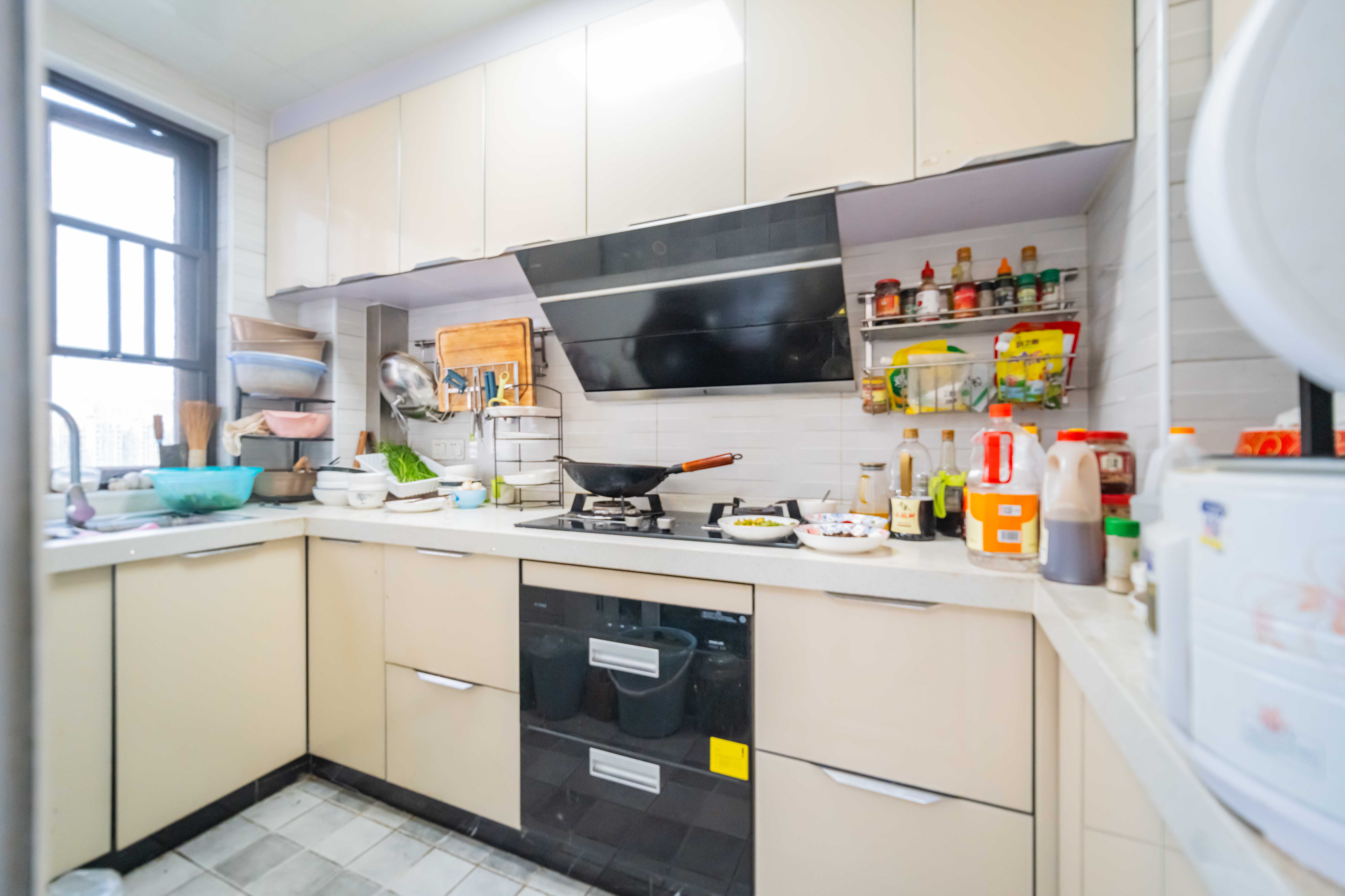 旭辉香樟公馆 4室2厅2卫 118.0万 旭辉香樟公馆 4室2厅2卫 118.0万厨房