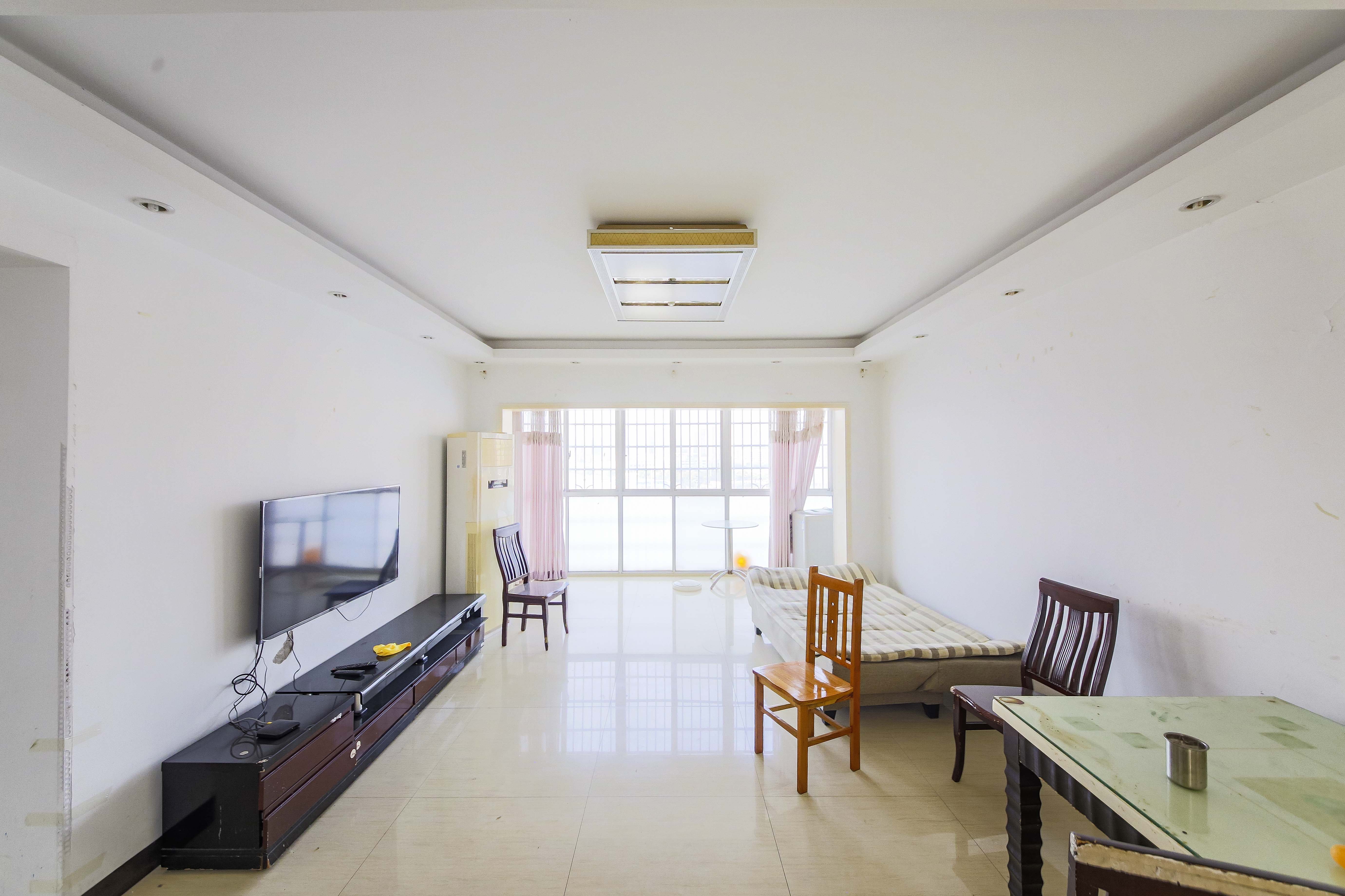 弘欣公寓  1室2厅2卫    96.0万 弘欣公寓  1室2厅2卫    96.0万