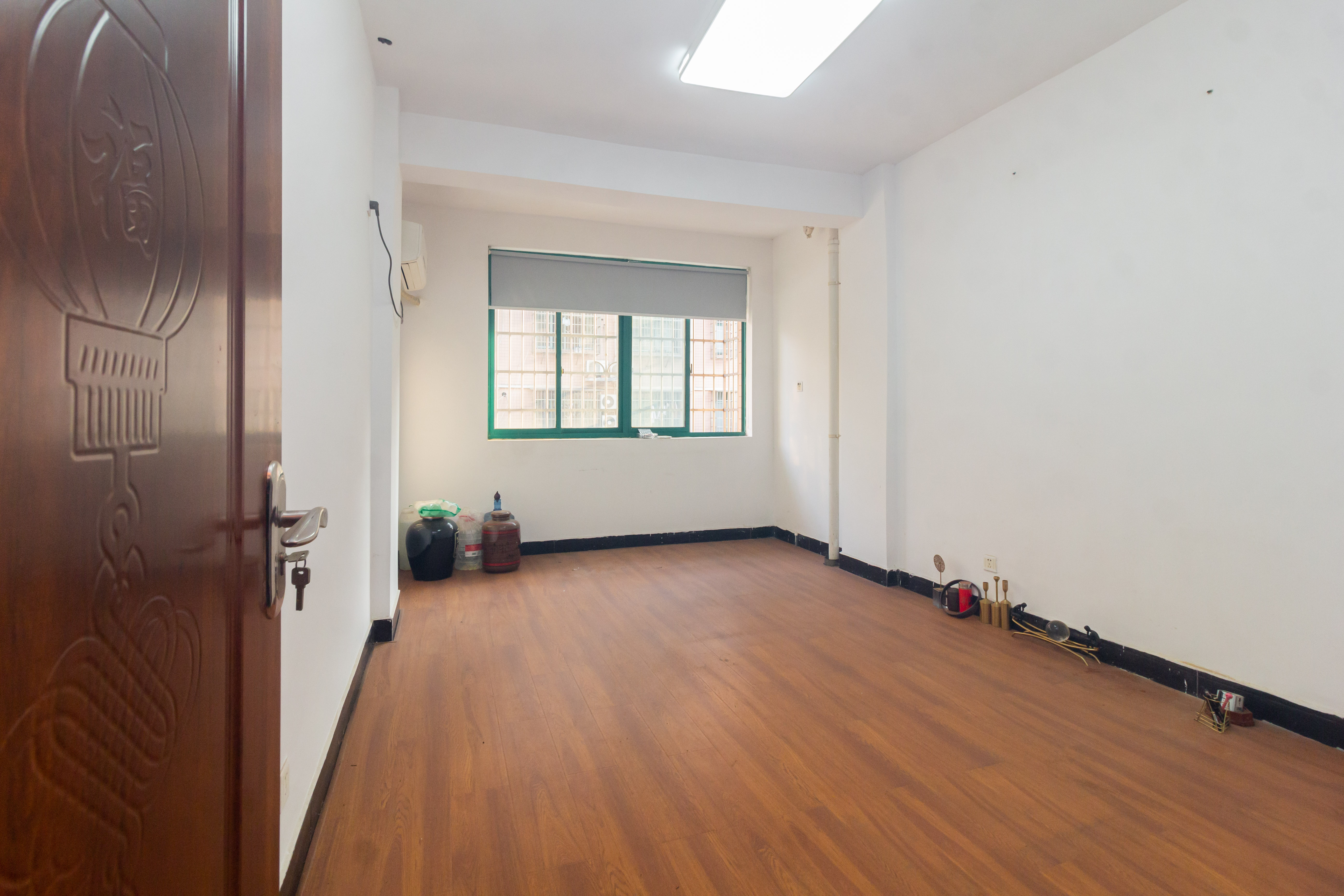 星沙国际物流园/泉星社区 3室2厅2卫 29.8万 星沙国际物流园/泉星社区 3室2厅2卫 29.8万卧室