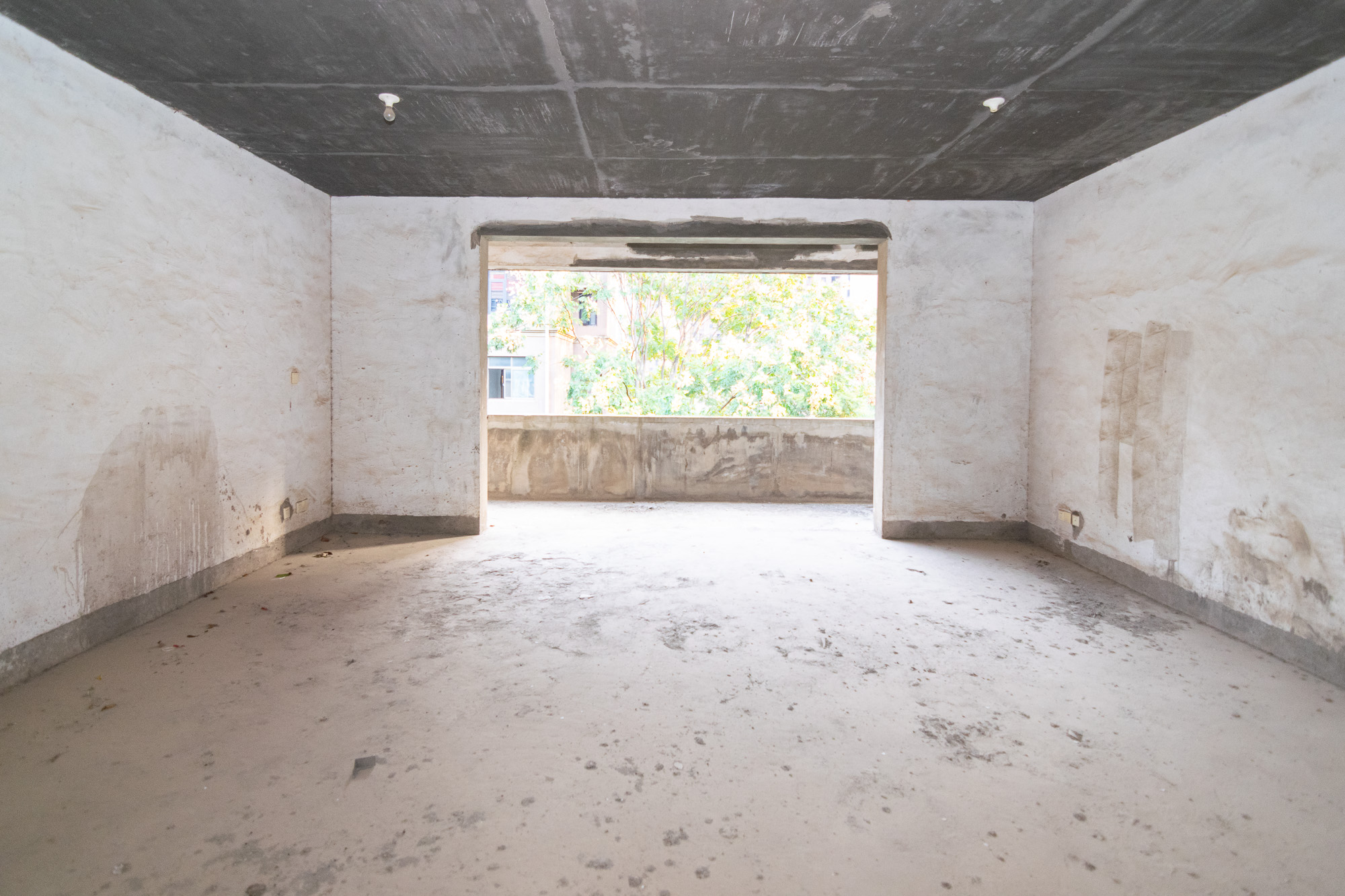 思源小区  7室2厅4卫    205.0万 思源小区  7室2厅4卫    205.0万客厅