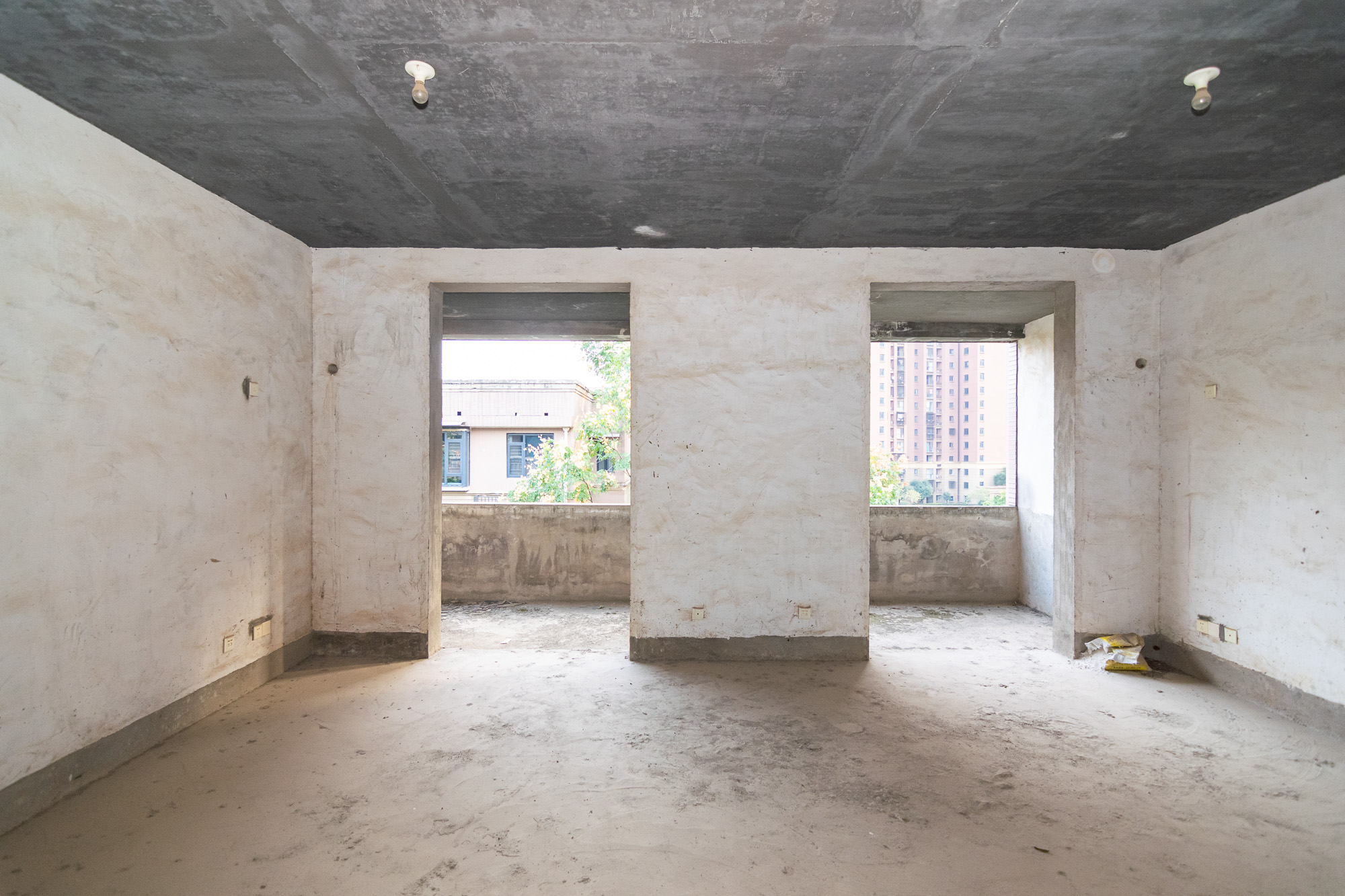 思源小区  7室2厅4卫    205.0万 思源小区  7室2厅4卫    205.0万卧室