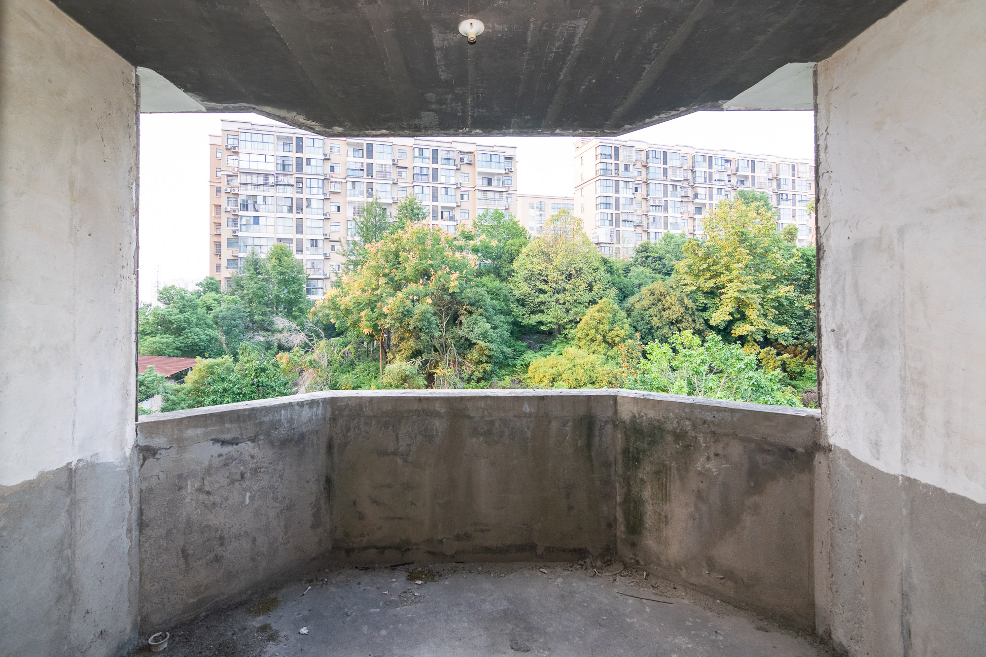 思源小区  7室2厅4卫    205.0万 思源小区  7室2厅4卫    205.0万阳台