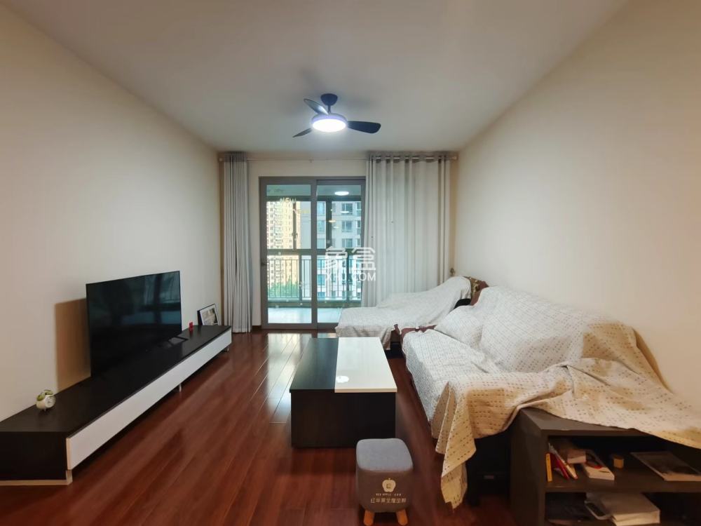 晋合湘水湾三期  4室2厅2卫    89.0万