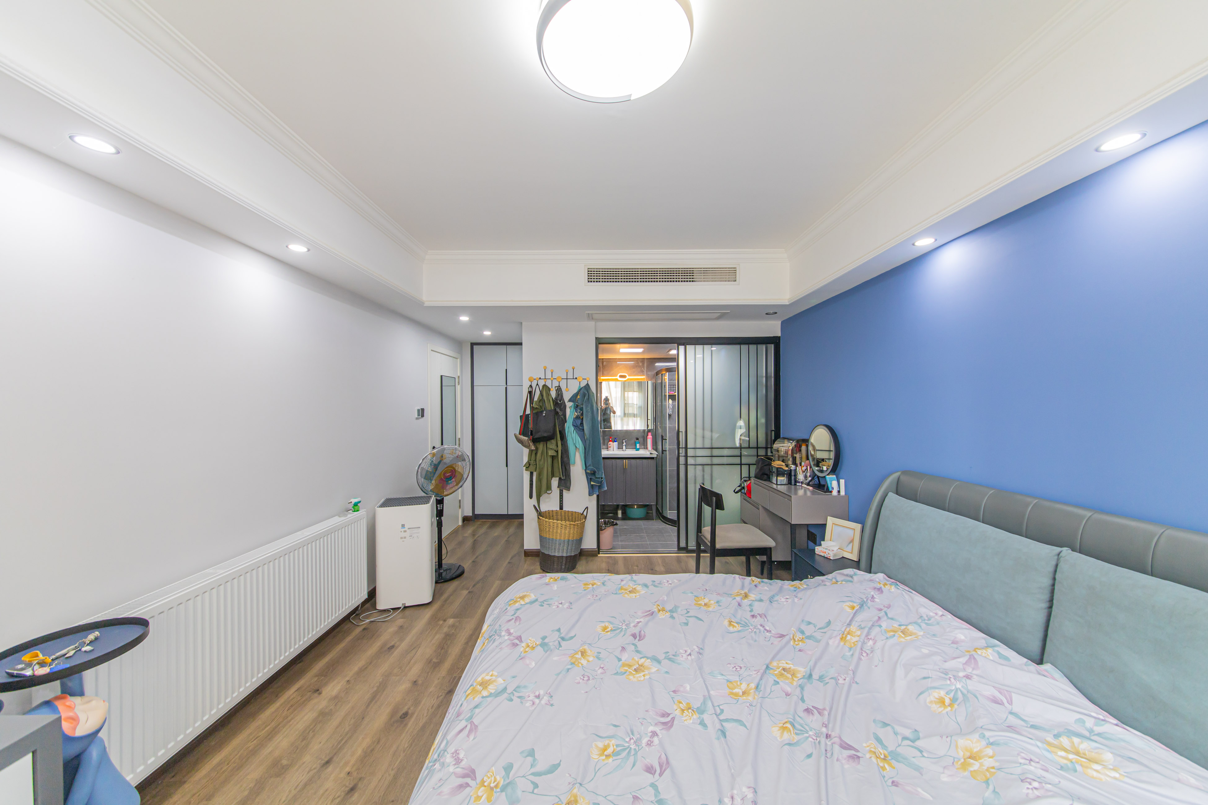 北辰中央公园DF区  3室2厅2卫    135.0万 北辰中央公园DF区  3室2厅2卫    135.0万卧室