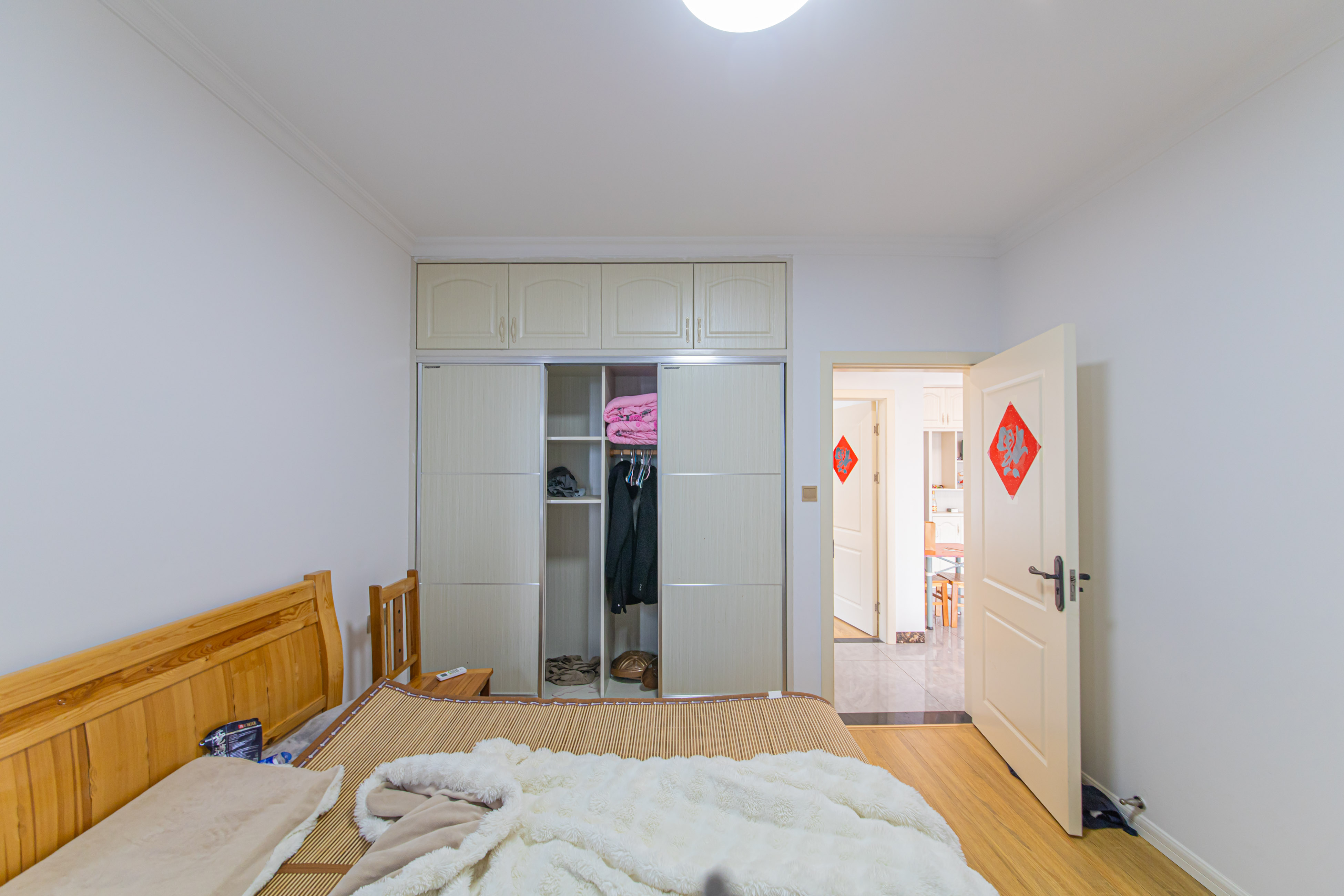 保利花园  2室2厅1卫    69.0万 保利花园  2室2厅1卫    69.0万卧室