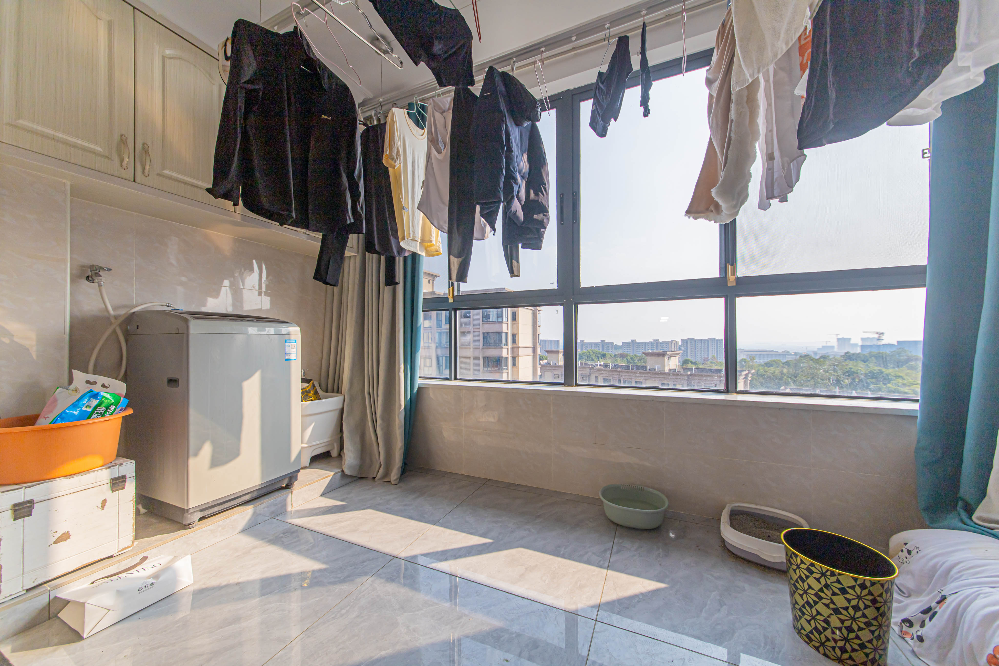 保利花园  2室2厅1卫    69.0万 保利花园  2室2厅1卫    69.0万阳台