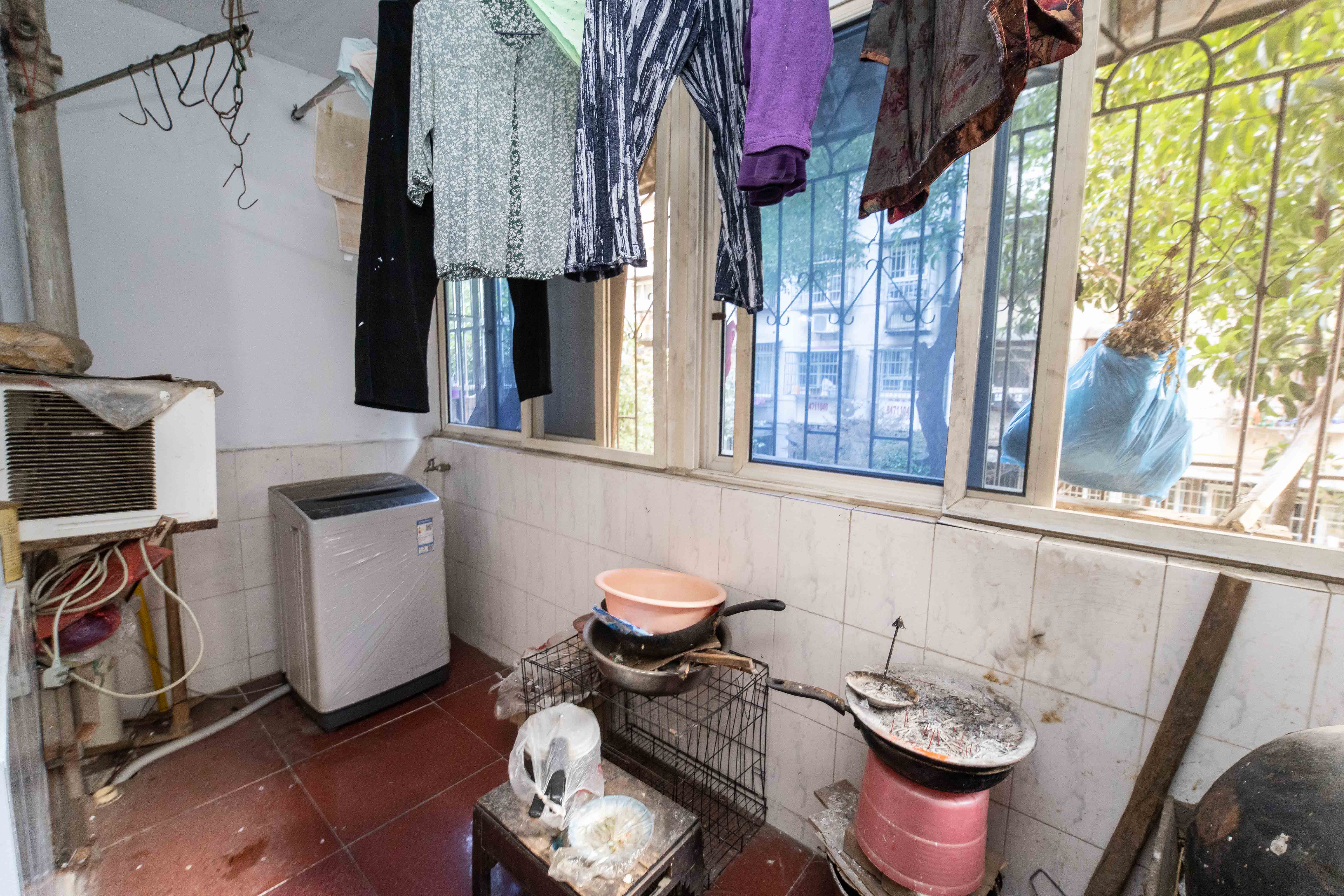 德政园 2室2厅1卫 38.0万 德政园 2室2厅1卫 38.0万阳台