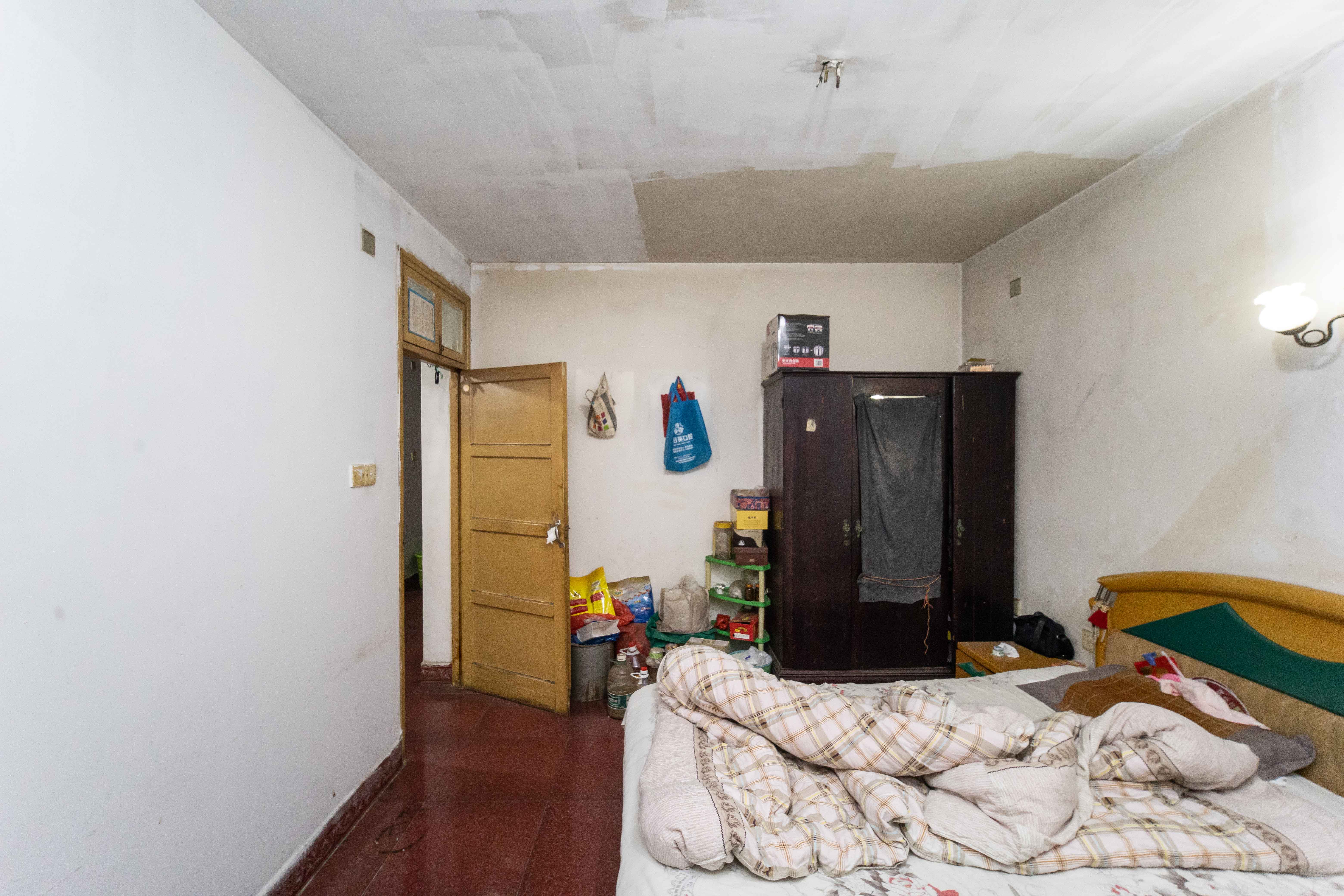 德政园 2室2厅1卫 38.0万 德政园 2室2厅1卫 38.0万卧室