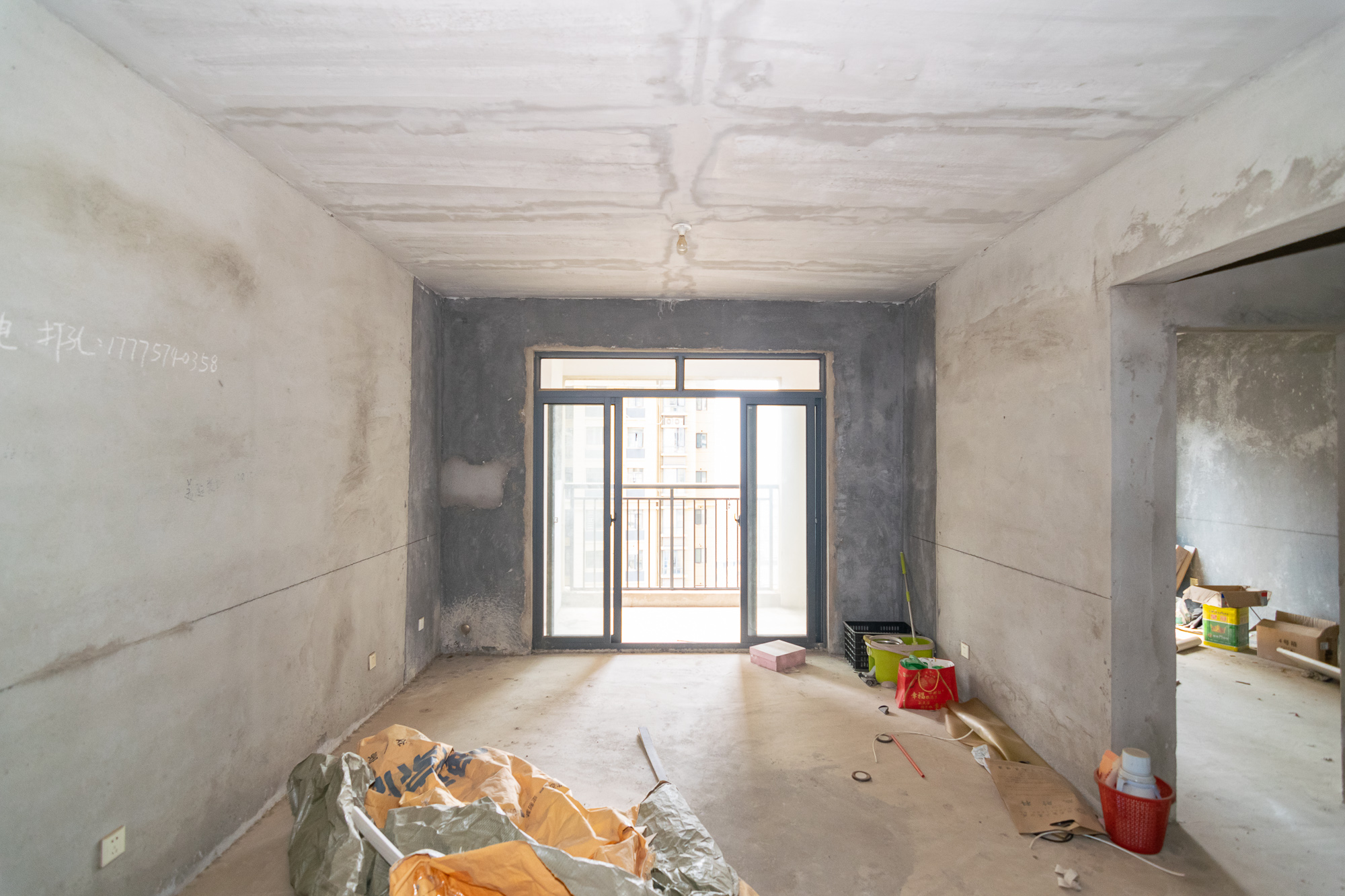 澳海澜庭 2室2厅1卫 45.0万 澳海澜庭 2室2厅1卫 45.0万客厅