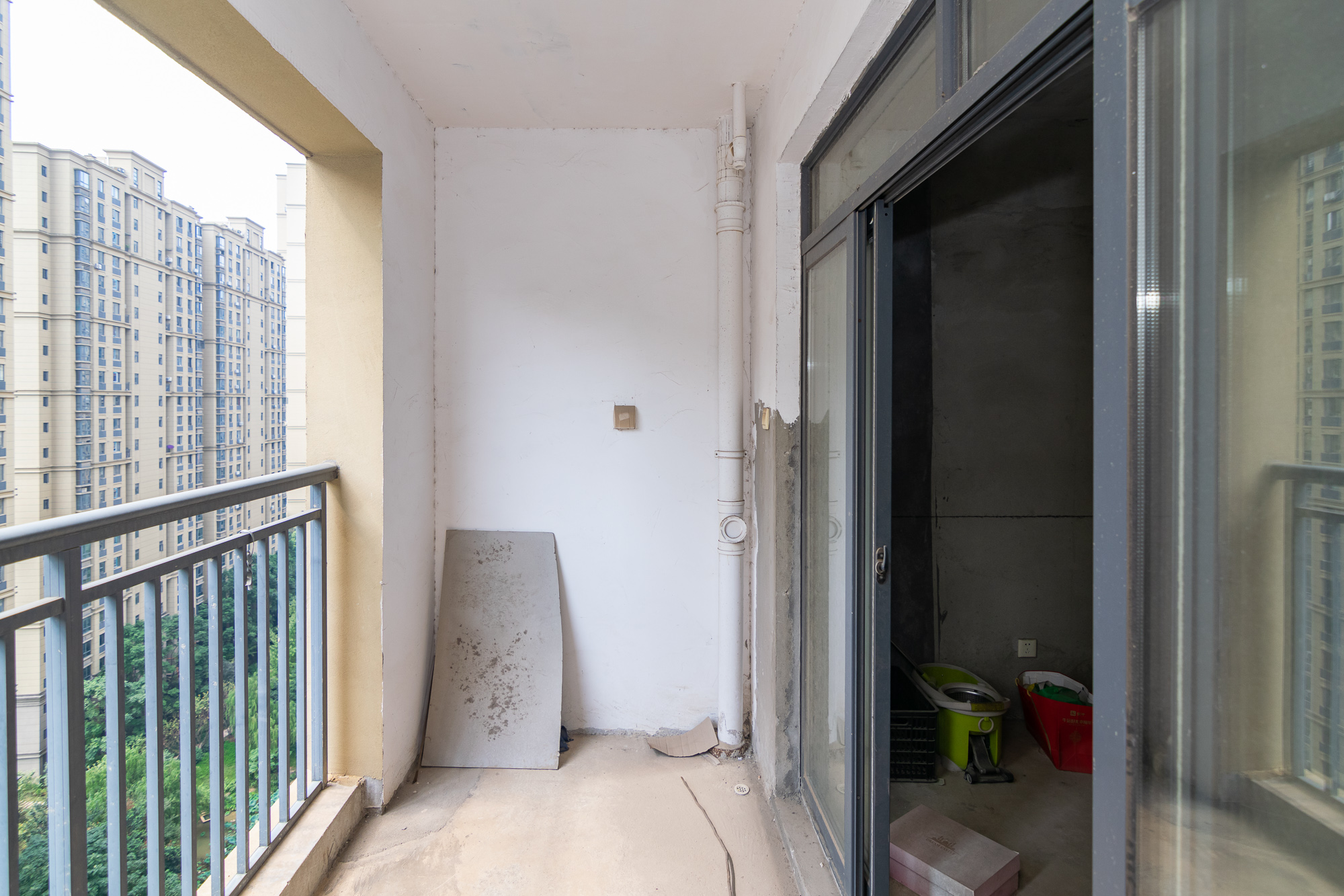 澳海澜庭 2室2厅1卫 45.0万 澳海澜庭 2室2厅1卫 45.0万阳台