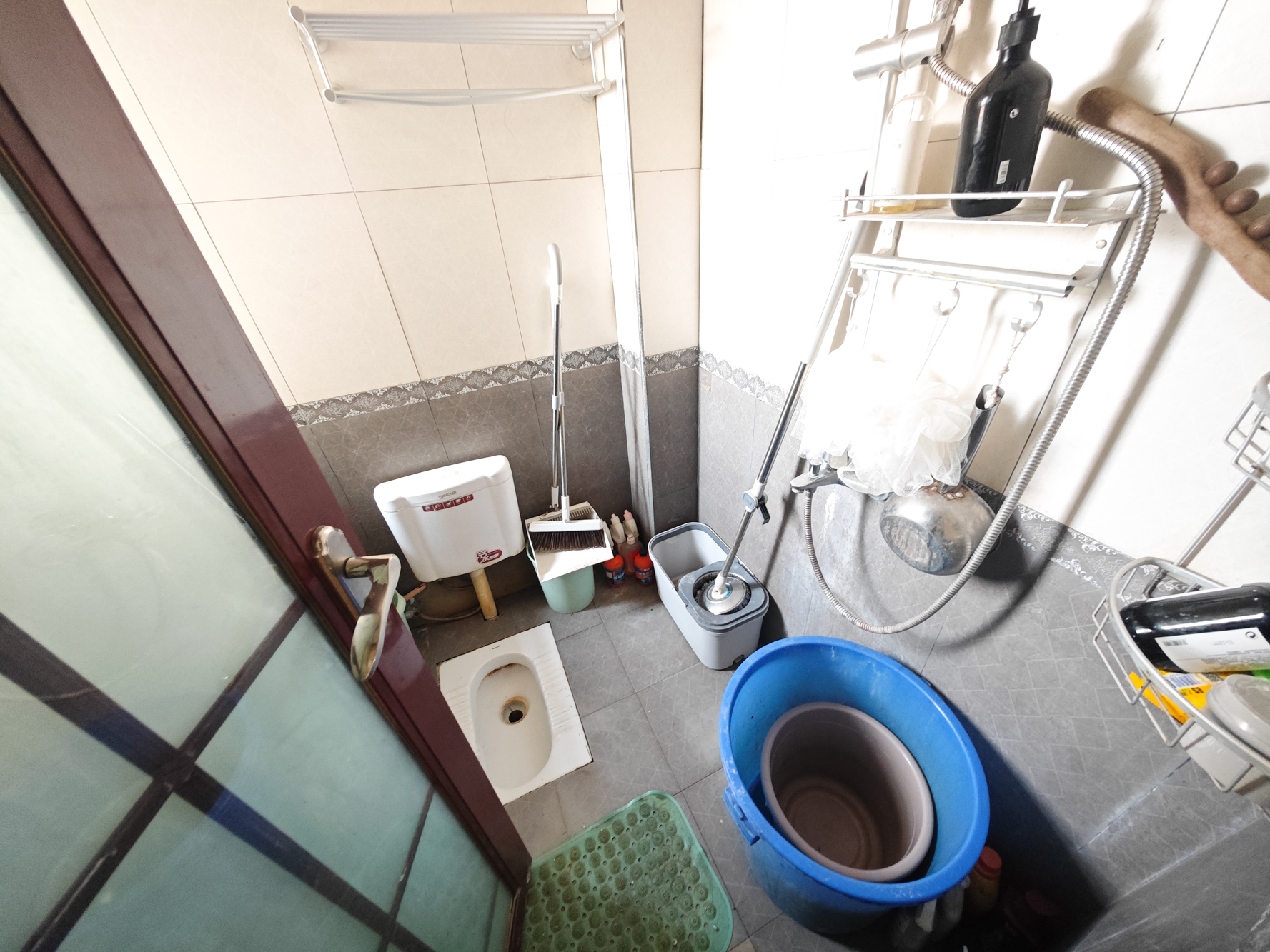 景环小区  2室2厅1卫   47.00万卫生间