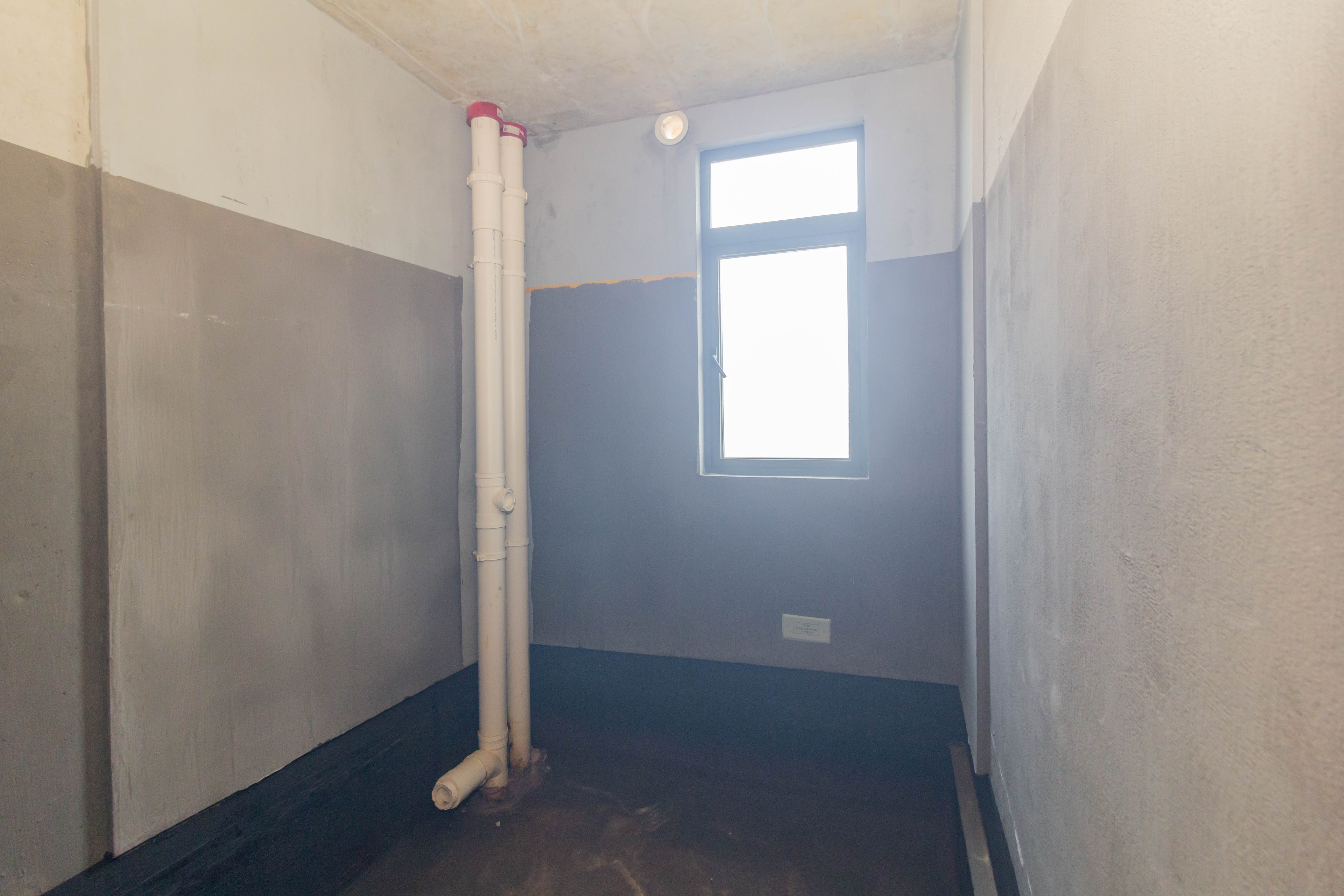 日盛湖湘花苑  3室2厅2卫    88.88万 日盛湖湘花苑  3室2厅2卫    88.88万卫生间