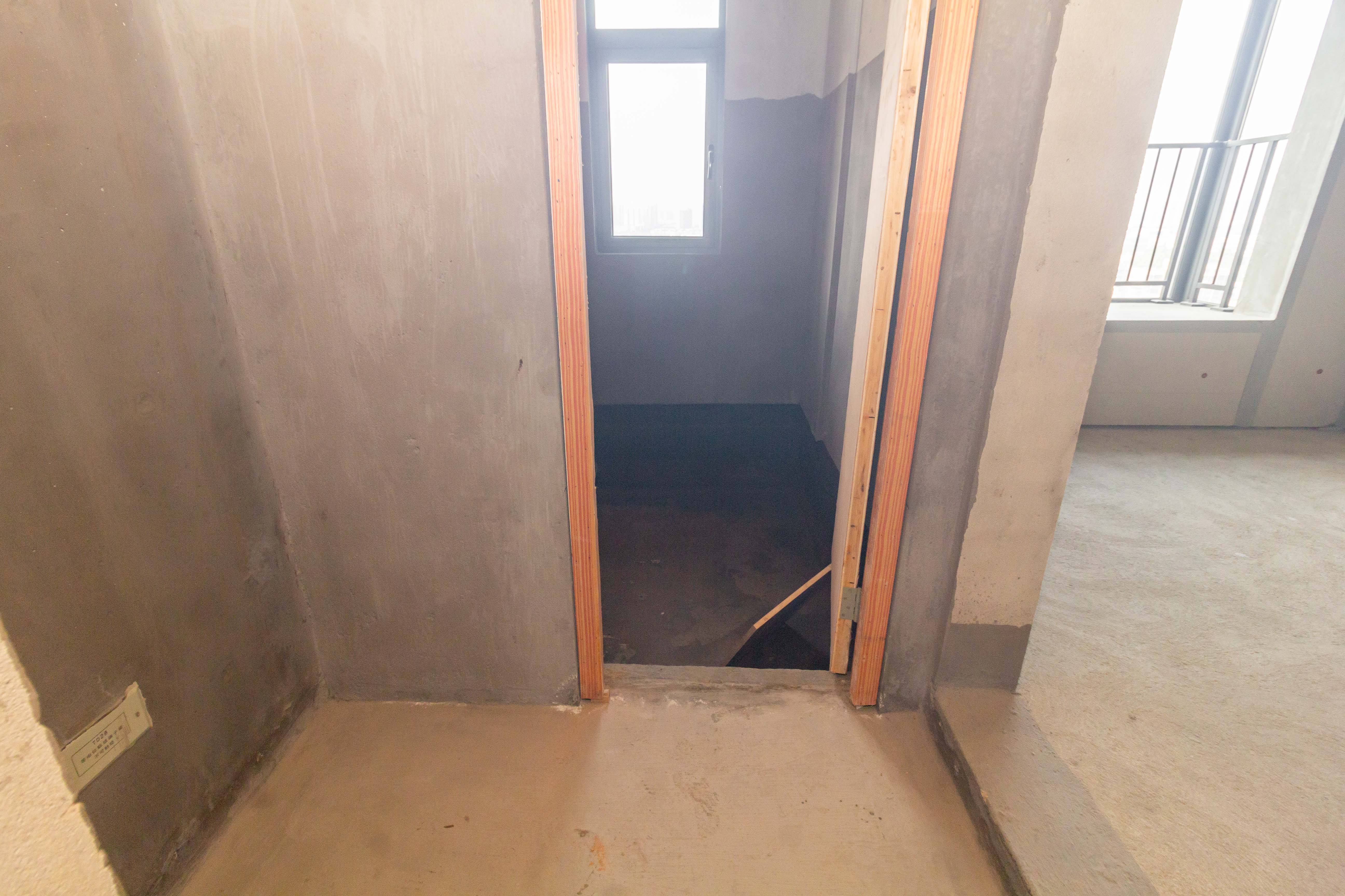 日盛湖湘花苑  3室2厅2卫    88.88万 日盛湖湘花苑  3室2厅2卫    88.88万卫生间