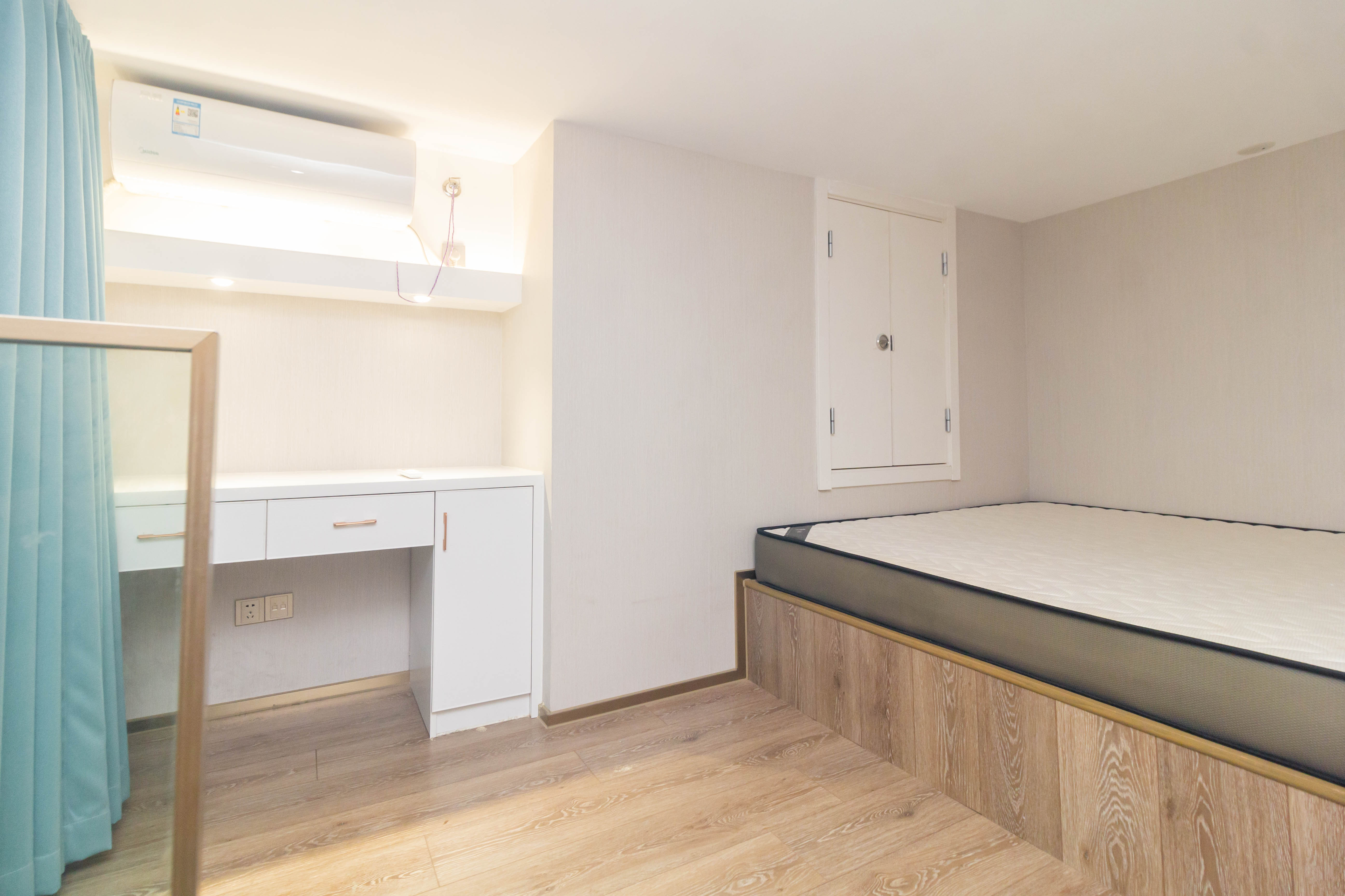 华远海蓝郡  2室2厅1卫    25.8万 华远海蓝郡  2室2厅1卫    25.8万卧室