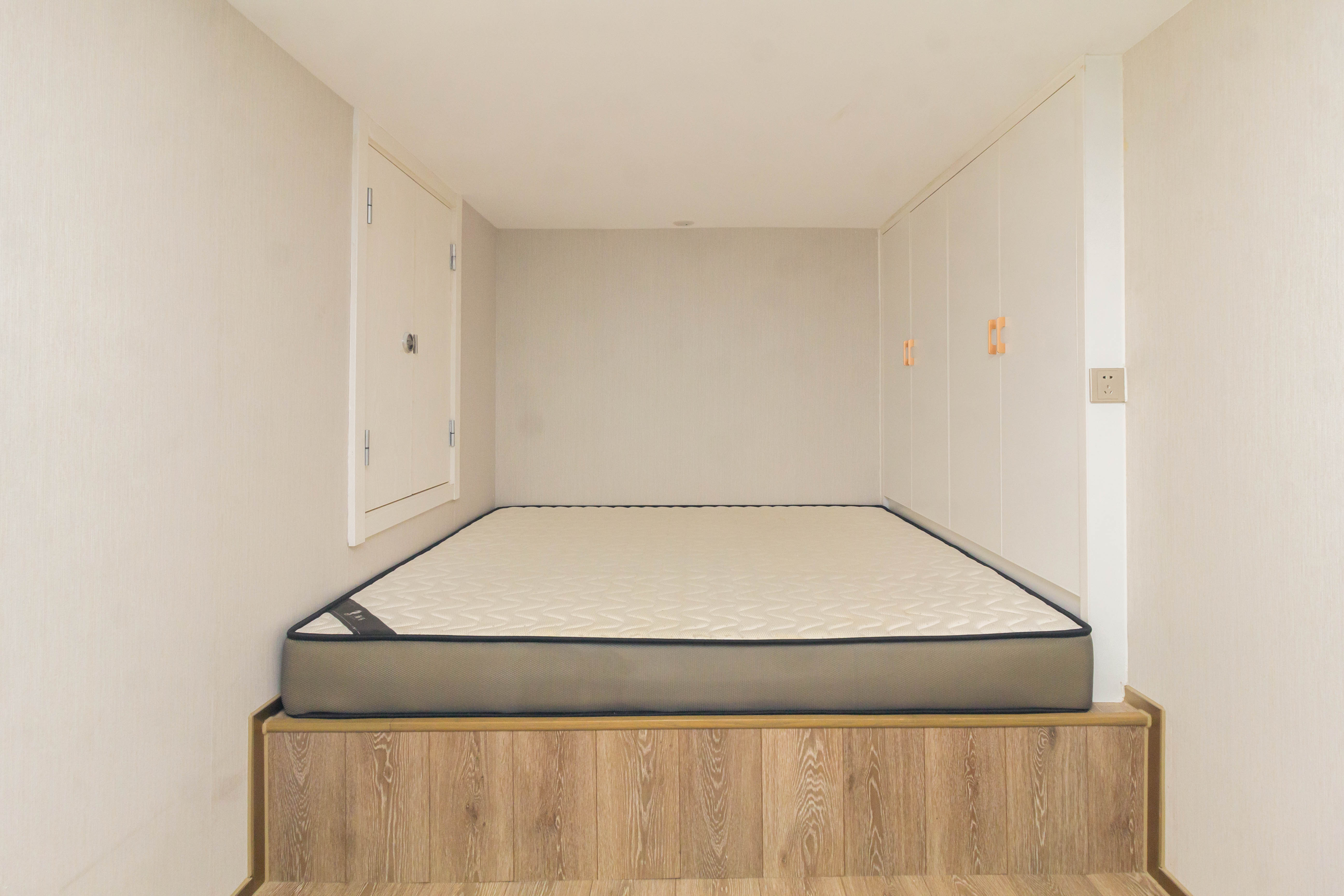 华远海蓝郡  2室2厅1卫    25.8万 华远海蓝郡  2室2厅1卫    25.8万卧室