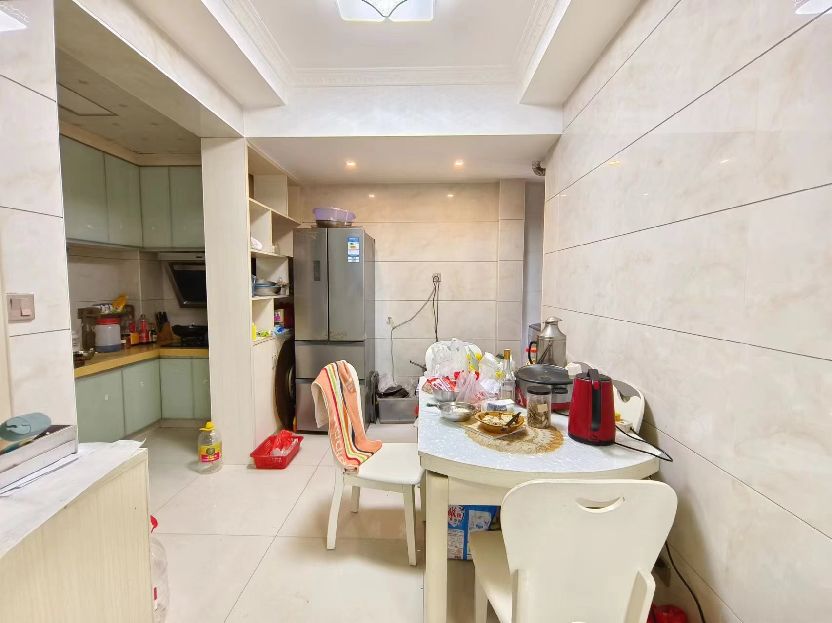 圣华名城建设北路110号  3室2厅1卫    39.8万 圣华名城建设北路110号  3室2厅1卫    39.8万室内图