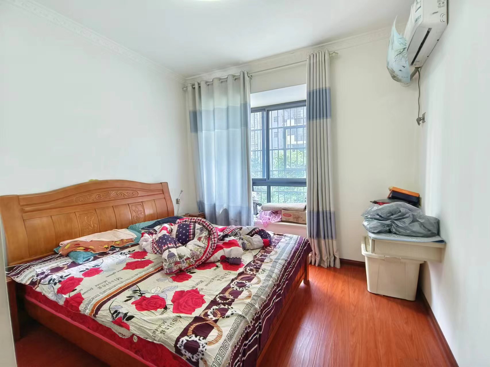 圣华名城建设北路110号  3室2厅1卫    39.8万 圣华名城建设北路110号  3室2厅1卫    39.8万室内图